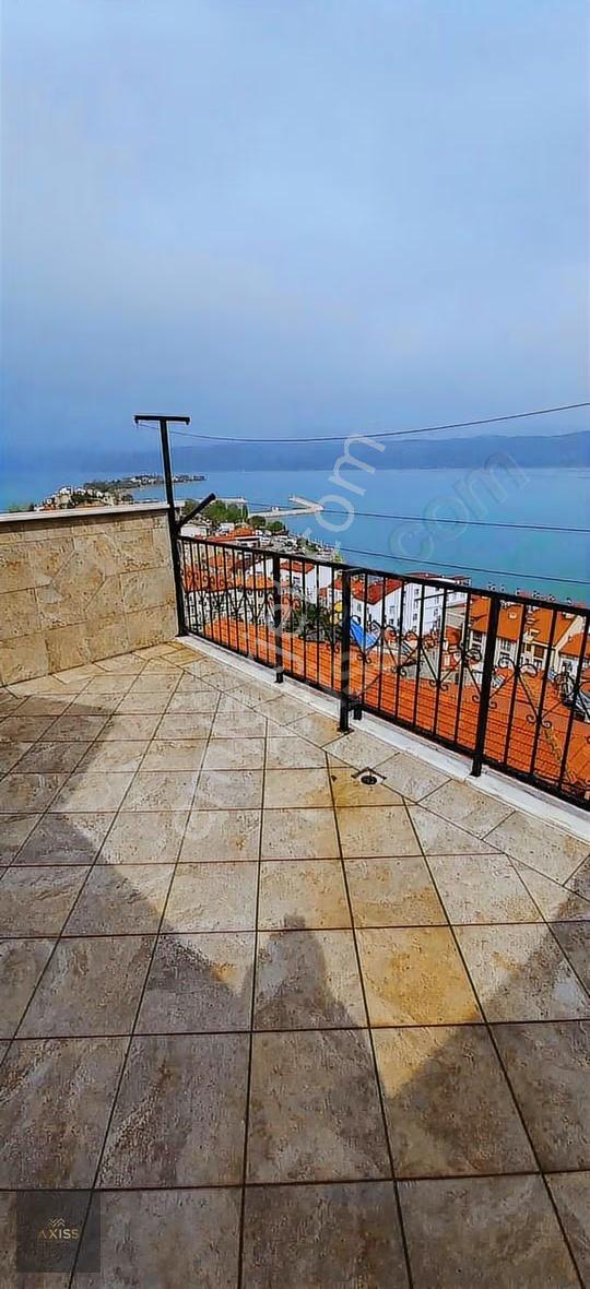 Eğirdir Hacı Şeyh Mah Göl Ada Manzaralı 3 Katlı Komple Satılık - Görsel 14