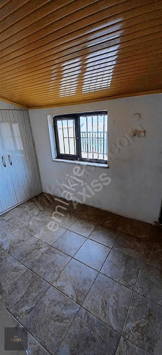 Eğirdir Hacı Şeyh Mah Göl Ada Manzaralı 3 Katlı Komple Satılık - Görsel 12
