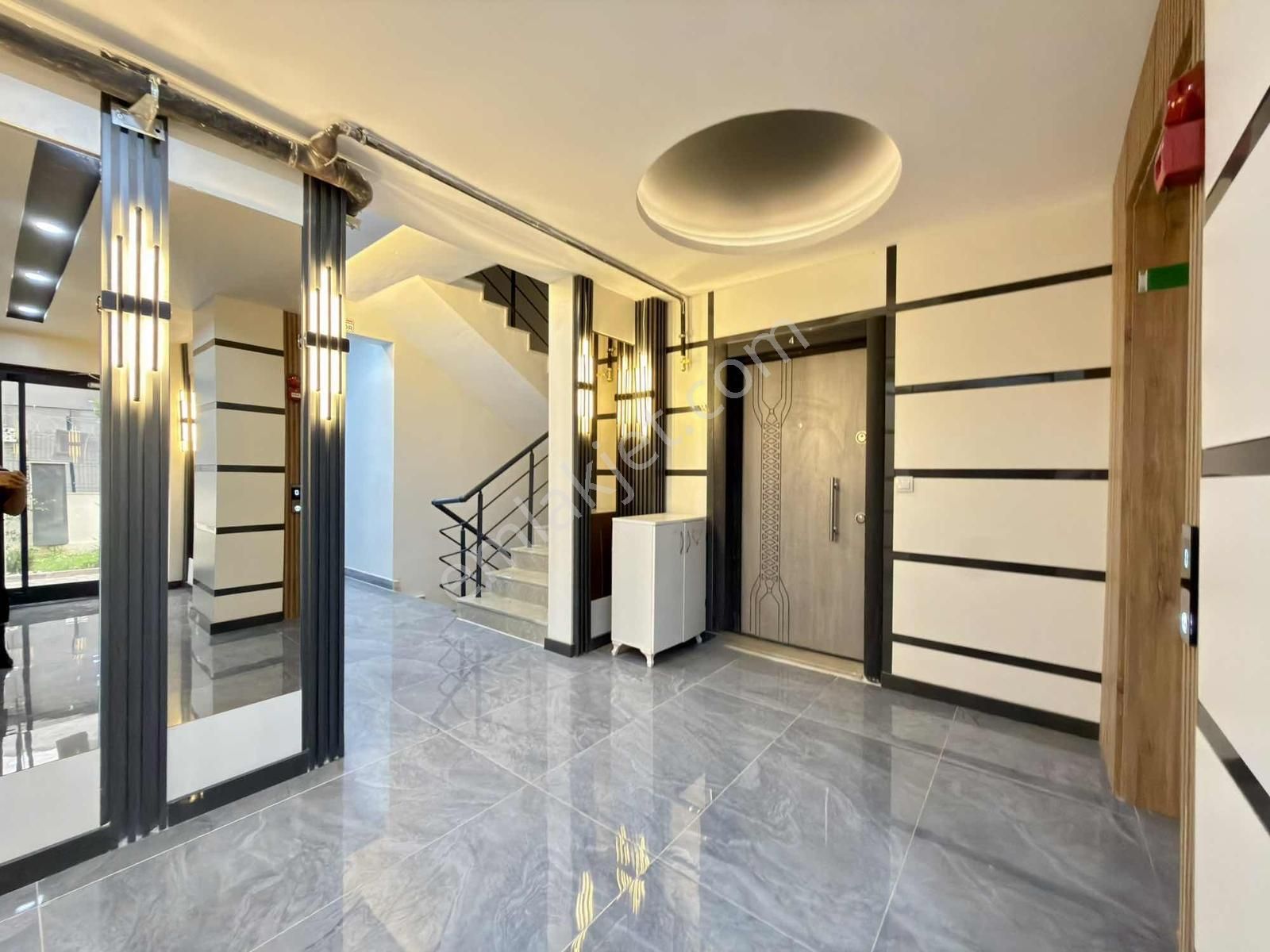 Tramvay & Carrefoursa Yanı Mehmet Akif Mah. Havuzlu Asansörlü - Görsel 31