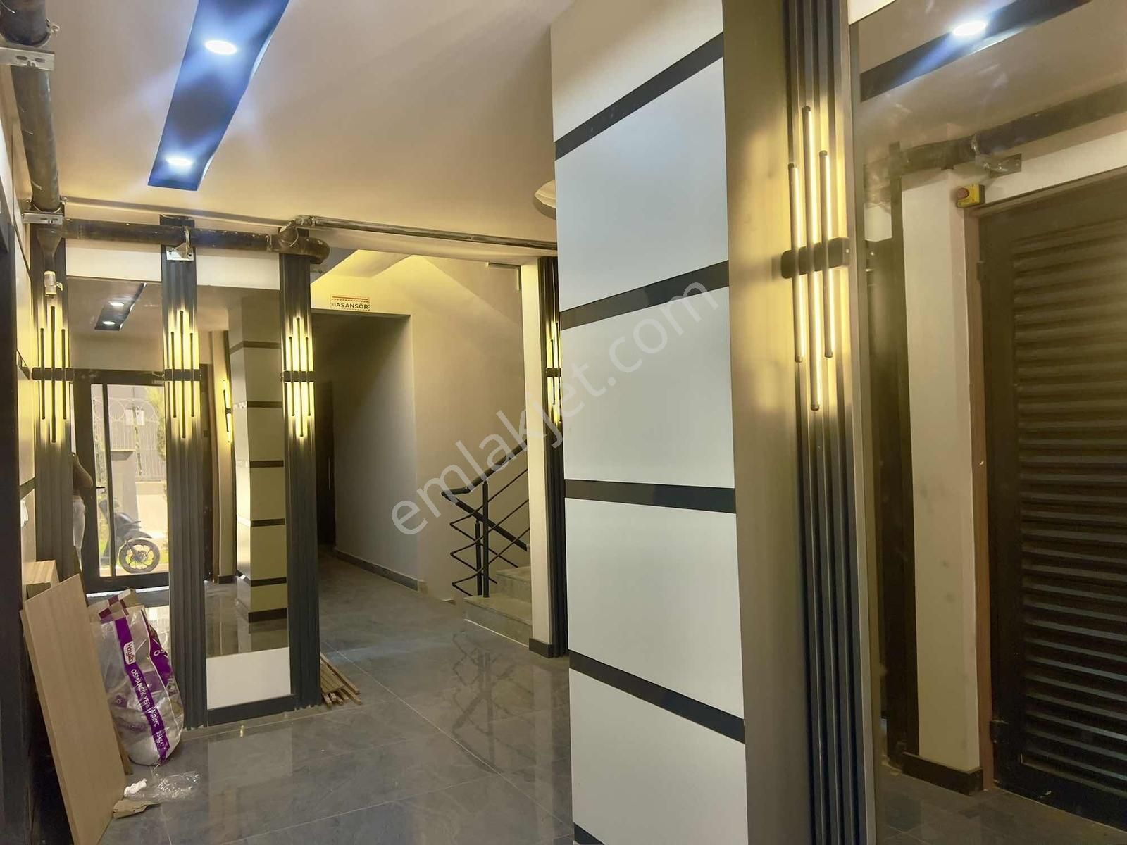 Tramvay & Carrefoursa Yanı Mehmet Akif Mah. Havuzlu Asansörlü - Görsel 23