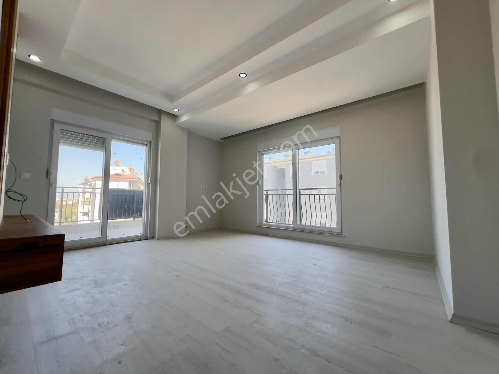 Tramvay & Carrefoursa Yanı Mehmet Akif Mah. Havuzlu Asansörlü - Görsel 20