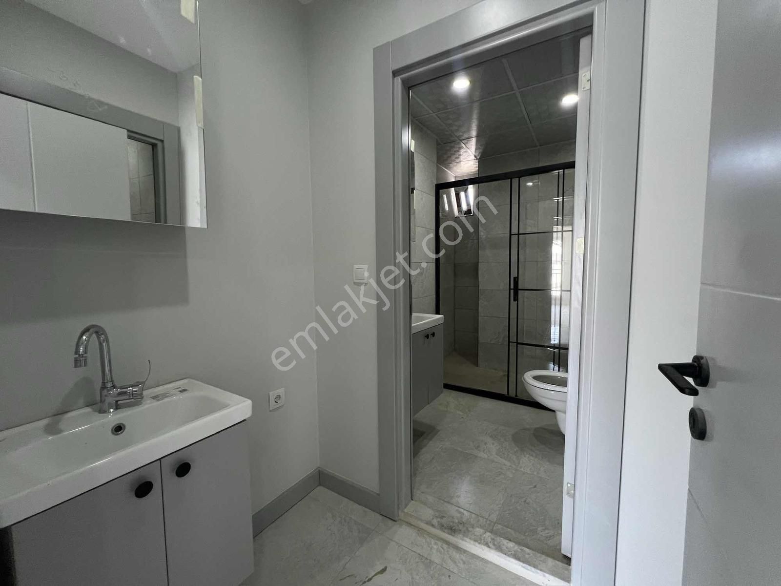 Tramvay & Carrefoursa Yanı Mehmet Akif Mah. Havuzlu Asansörlü - Görsel 22