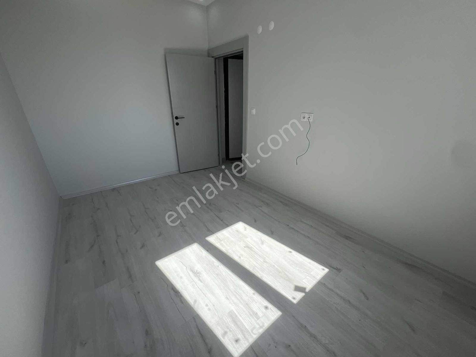 Tramvay & Carrefoursa Yanı Mehmet Akif Mah. Havuzlu Asansörlü - Görsel 9