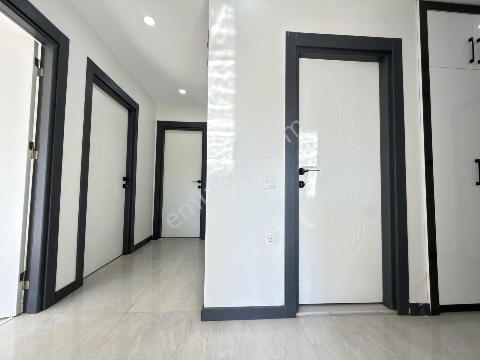 Sütçüler Mh Tahtakale Yanı Kat Genişliğinde Ayrı Mutfak 2+1 - Görsel 18