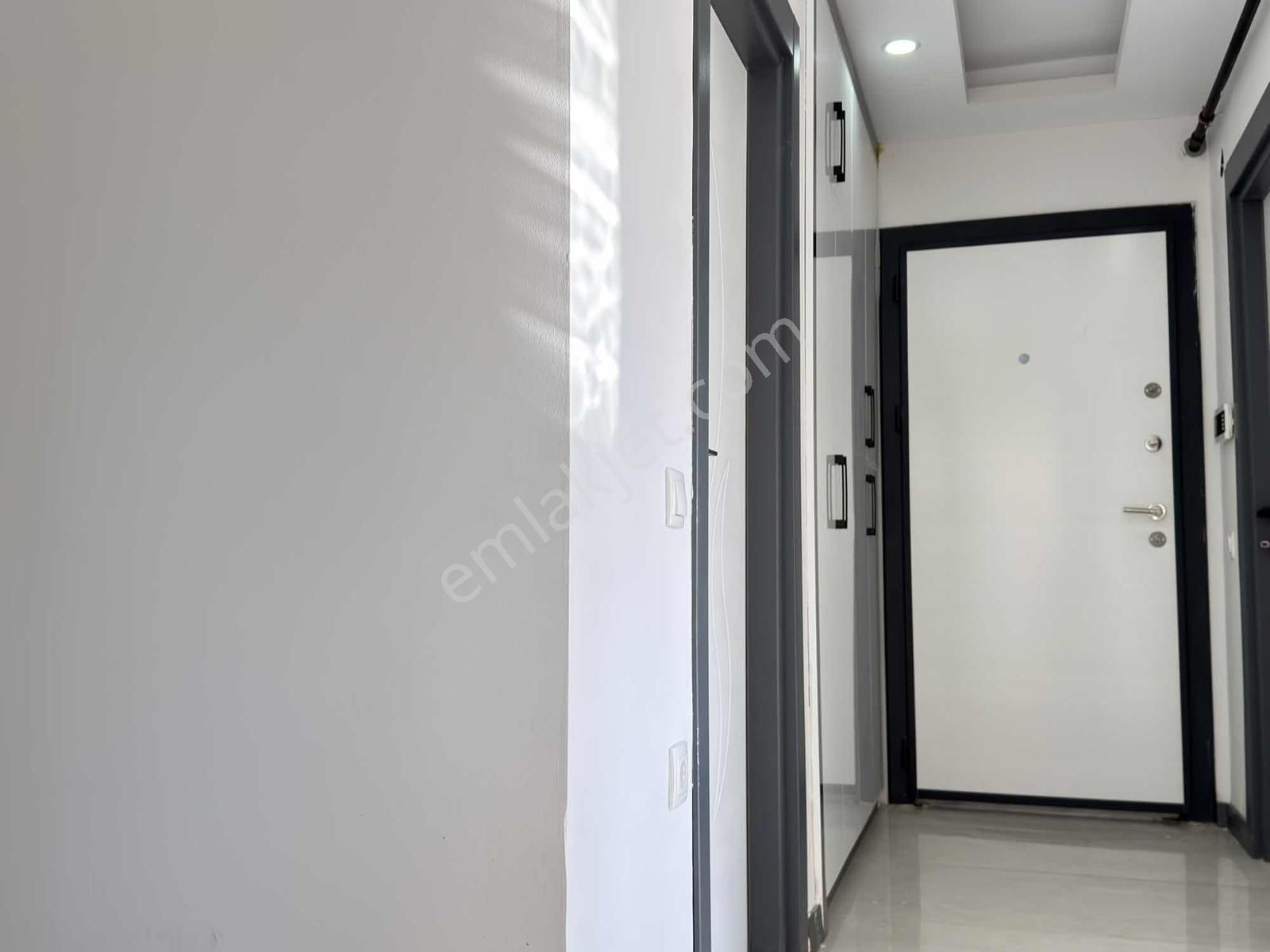 Sütçüler Mh Tahtakale Yanı Kat Genişliğinde Ayrı Mutfak 2+1 - Görsel 14