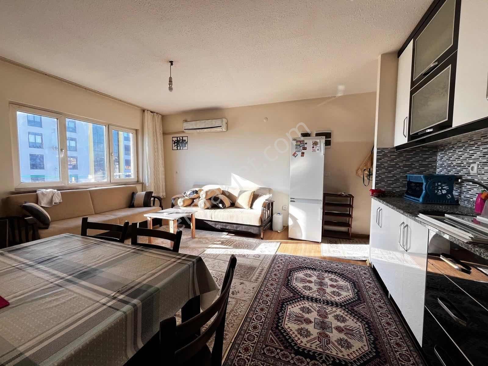 Gazi Mah Yeşilırmak Cad Tramvay Lcw Flo Yanı Full Eşyalı 3.kat - Görsel 9