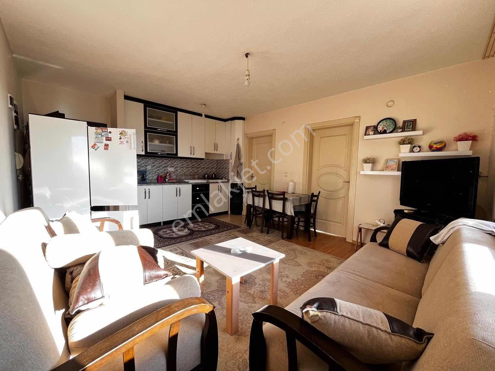 Gazi Mah Yeşilırmak Cad Tramvay Lcw Flo Yanı Full Eşyalı 3.kat - Görsel 4