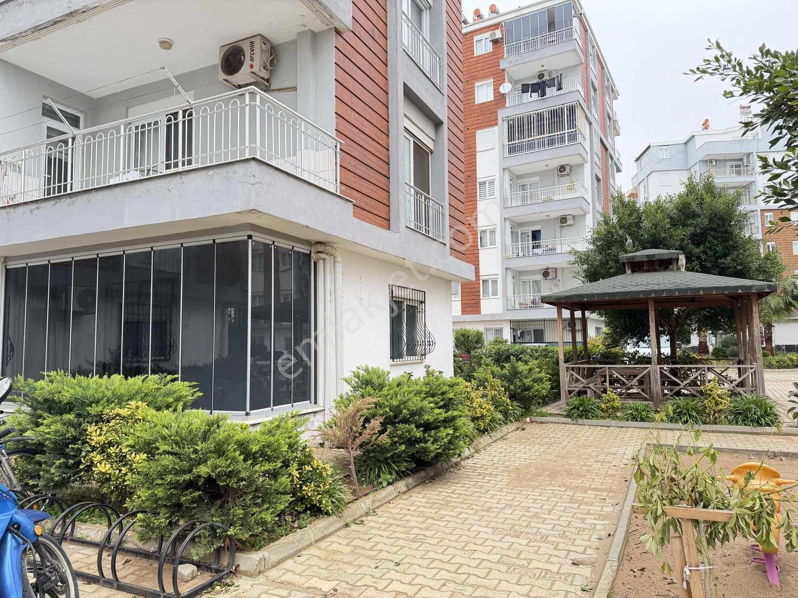 Devlet Has Arkası 130 Metre² 3 + 1 Cam Balkonlu Mimar Sinan Sit - Görsel 5