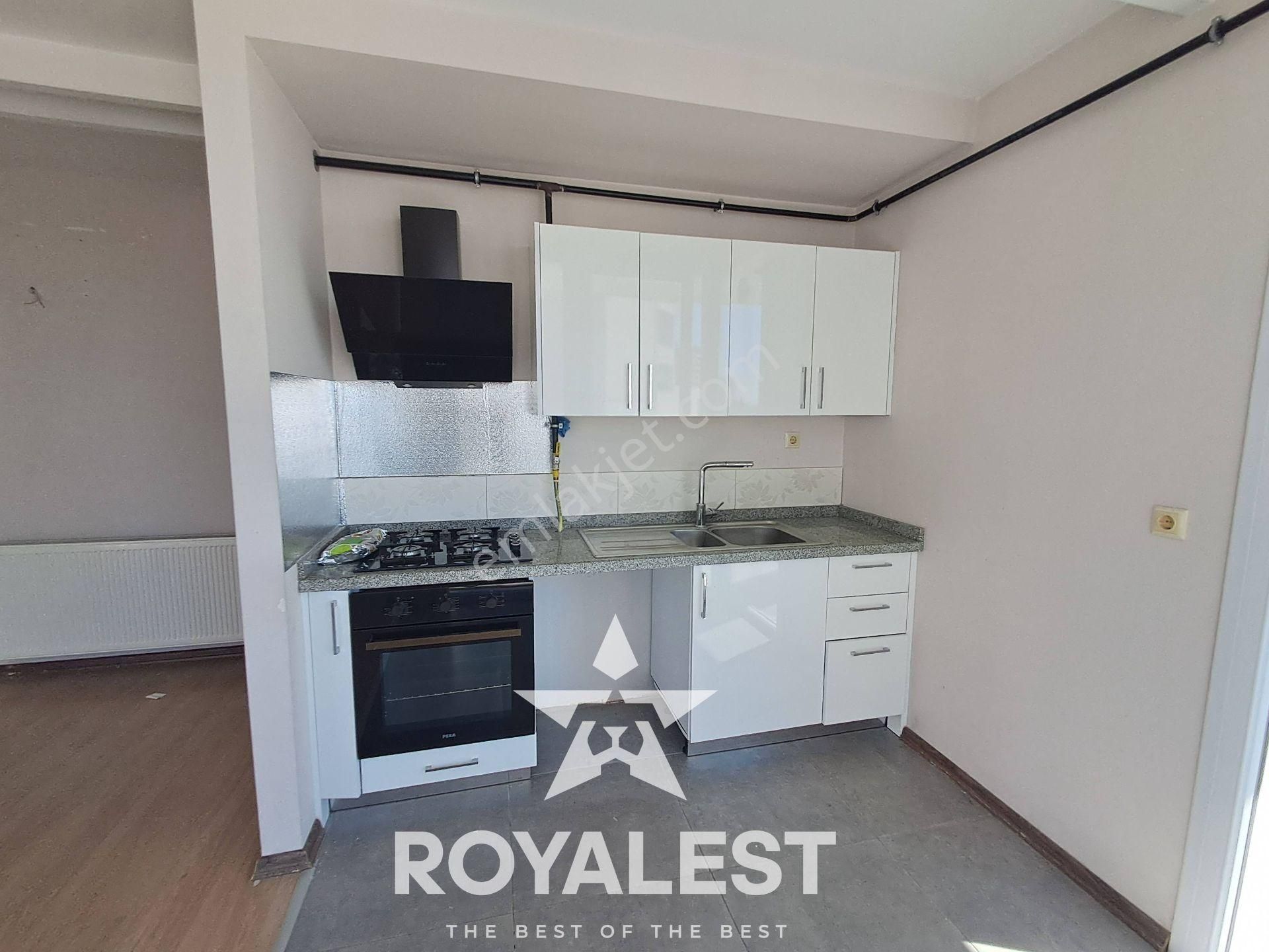 Royalest'ten Cep Mutfaklı 2+1 Sosyal Donatılı Üç Cepheli - Görsel 2
