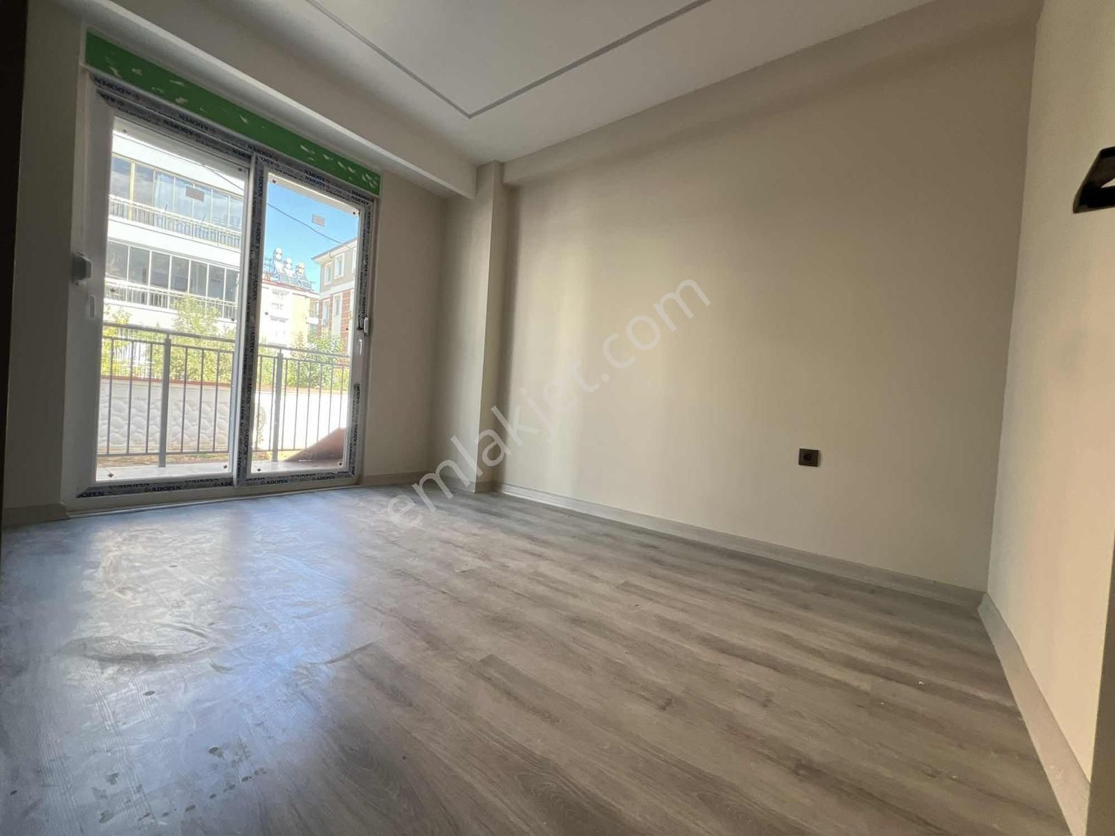 Tramvay Dibi | Lc Waikiki Yanı | Gazi Mahallesi Sıfır 1+1 - Görsel 14