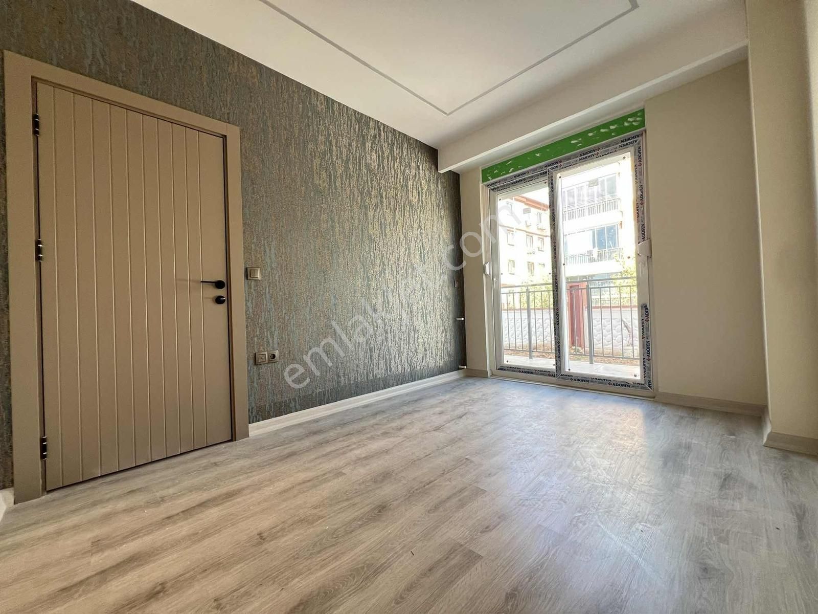 Tramvay Dibi | Lc Waikiki Yanı | Gazi Mahallesi Sıfır 1+1 - Görsel 2