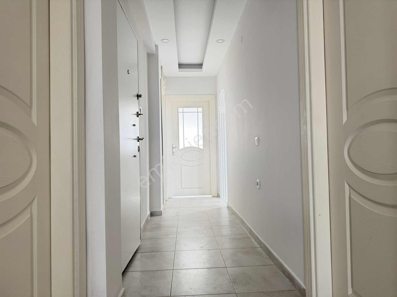 Sütçüler | Perşembe Pazarı Yanı | 105 M² Asansör Üstü Çatılı - Görsel 26