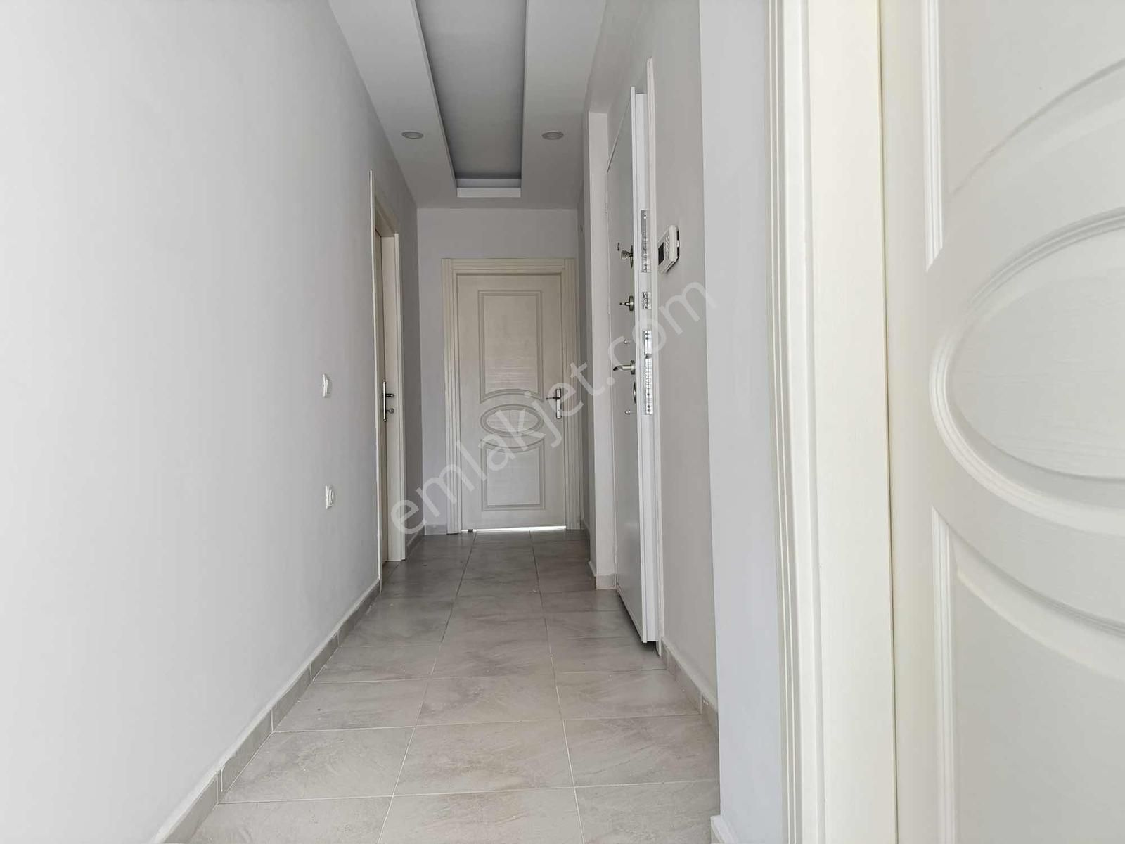 Sütçüler | Perşembe Pazarı Yanı | 105 M² Asansör Üstü Çatılı - Görsel 25