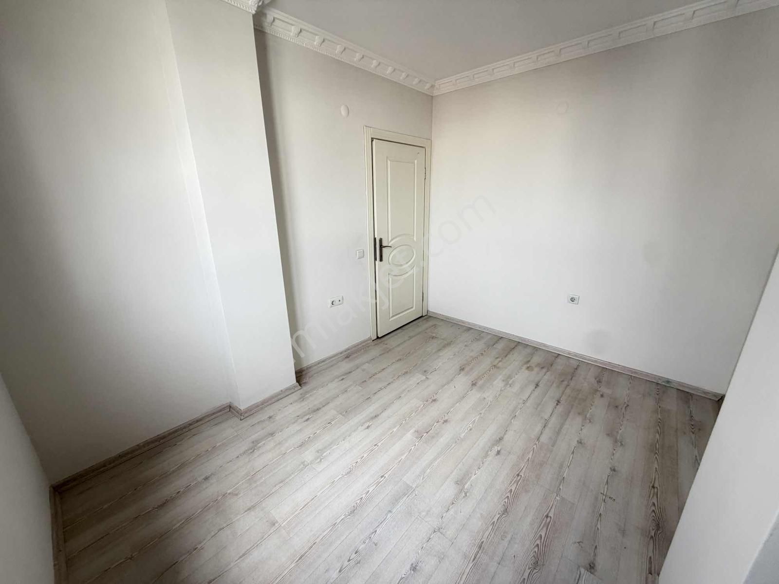 Sütçüler | Perşembe Pazarı Yanı | 105 M² Asansör Üstü Çatılı - Görsel 29