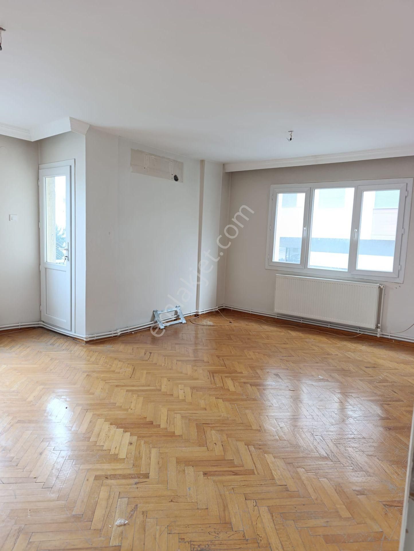 Eğitim Mahallesinde Arakat 3+1 Kiralık Daire - Görsel 5