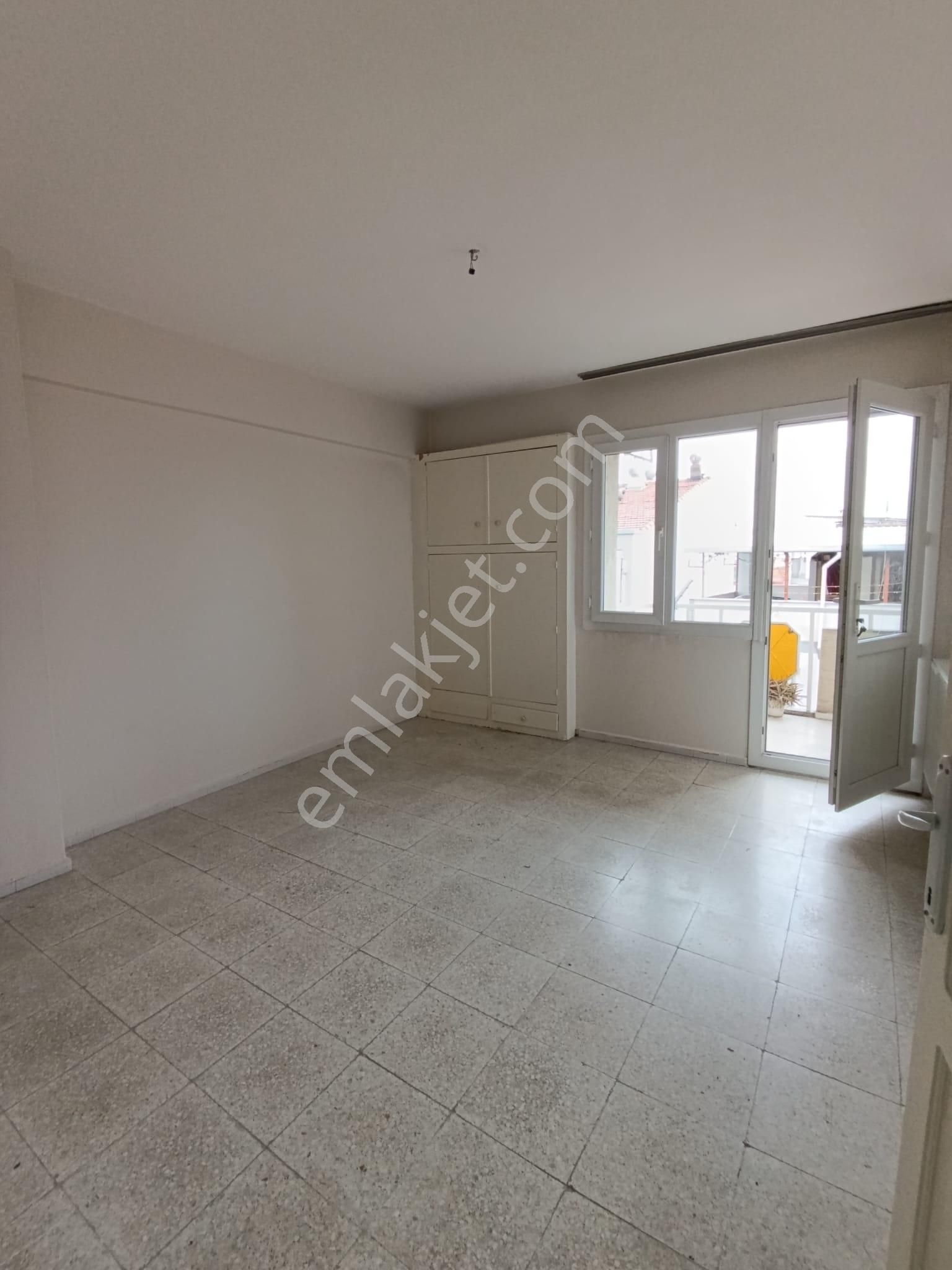 Eğitim Mahallesinde Arakat 3+1 Kiralık Daire - Görsel 7