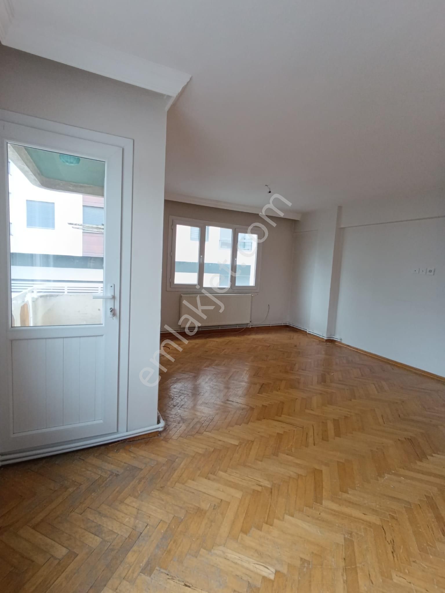 Eğitim Mahallesinde Arakat 3+1 Kiralık Daire - Görsel 2