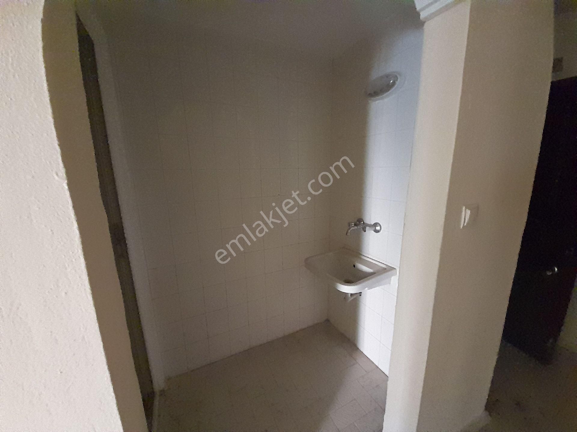 Kurtuluş Mah 2+1 Merkezi Konumunda Ön Ve Arka Çepede Bahçeli Satılık Daire - Görsel 16