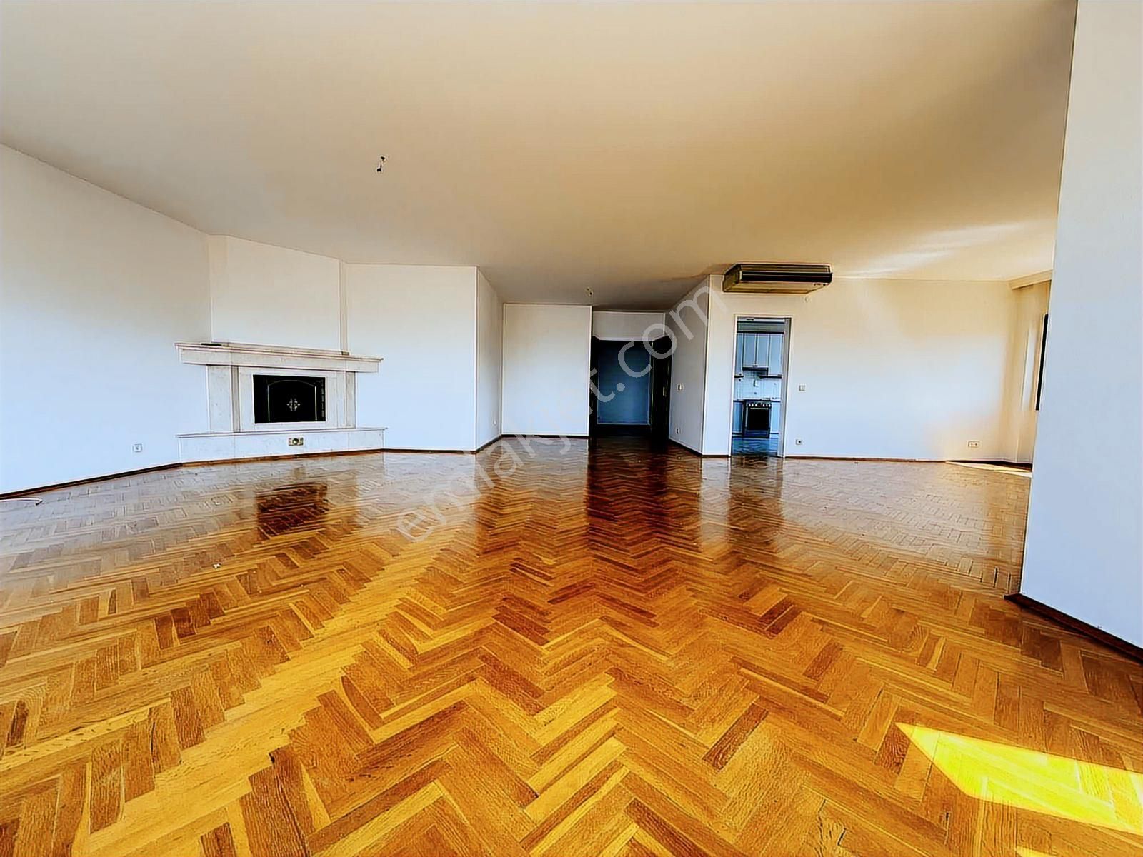 Çankaya'da Portakal Çiçeği Parkı Manzaralı Kiralık 5+1 Daire - Görsel 10