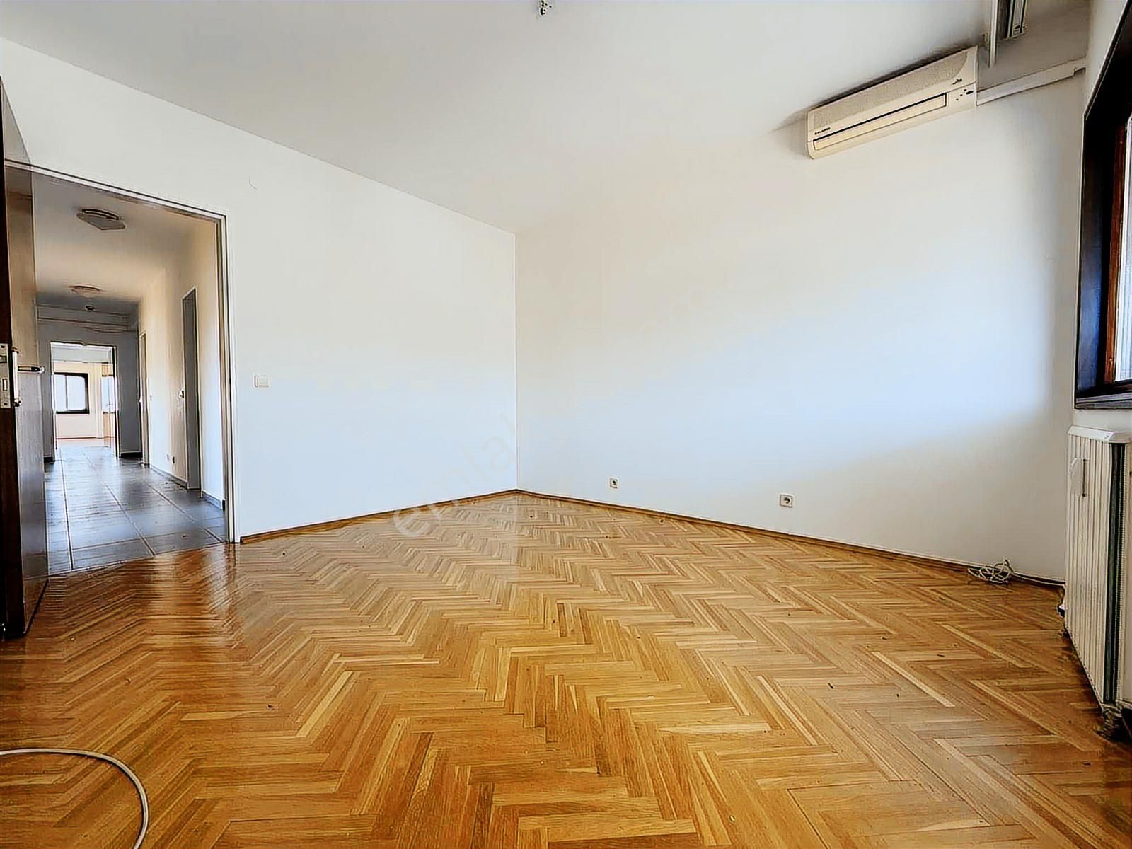 Çankaya'da Portakal Çiçeği Parkı Manzaralı Kiralık 5+1 Daire - Görsel 30