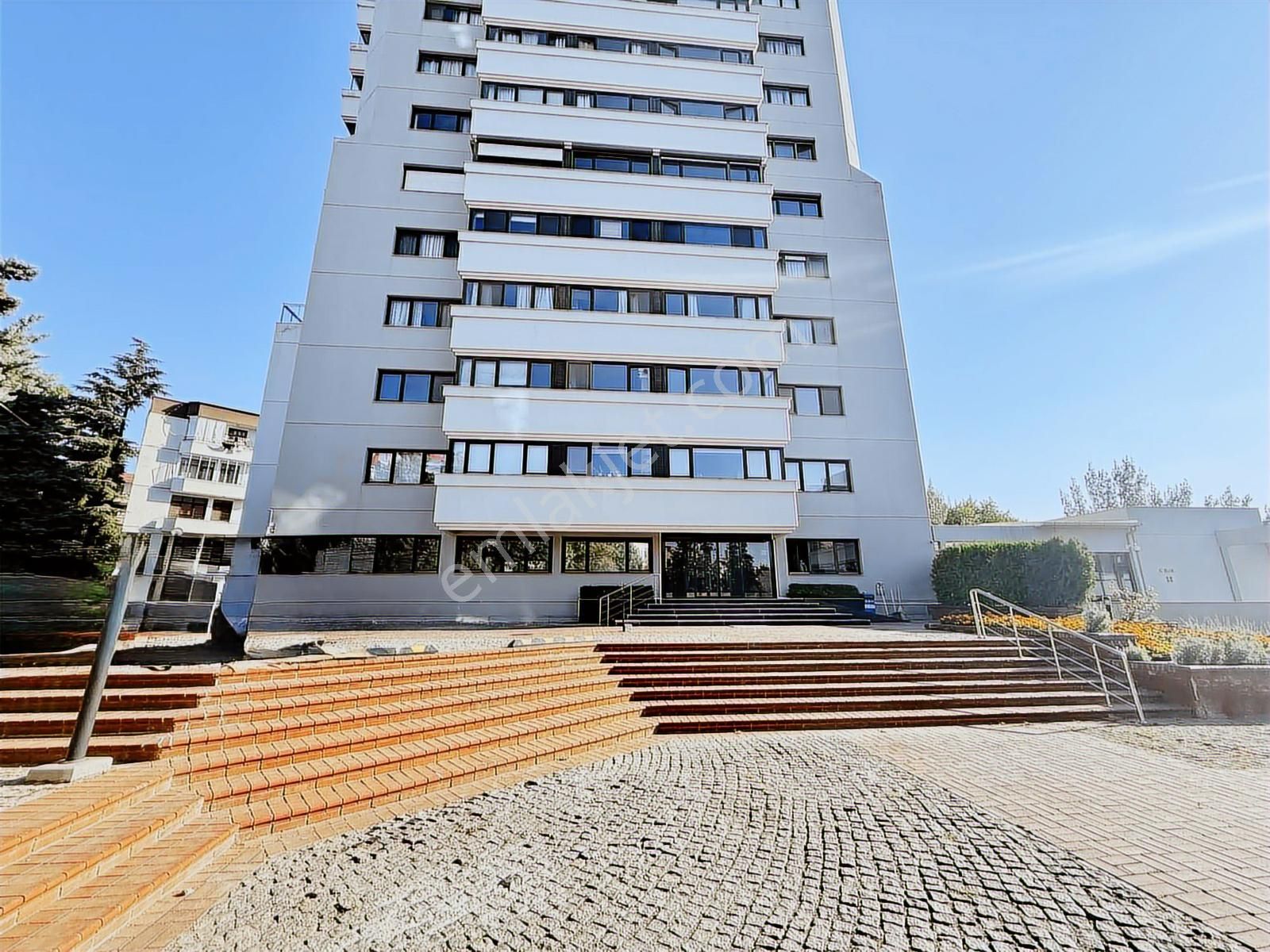 Çankaya'da Portakal Çiçeği Parkı Manzaralı Kiralık 5+1 Daire