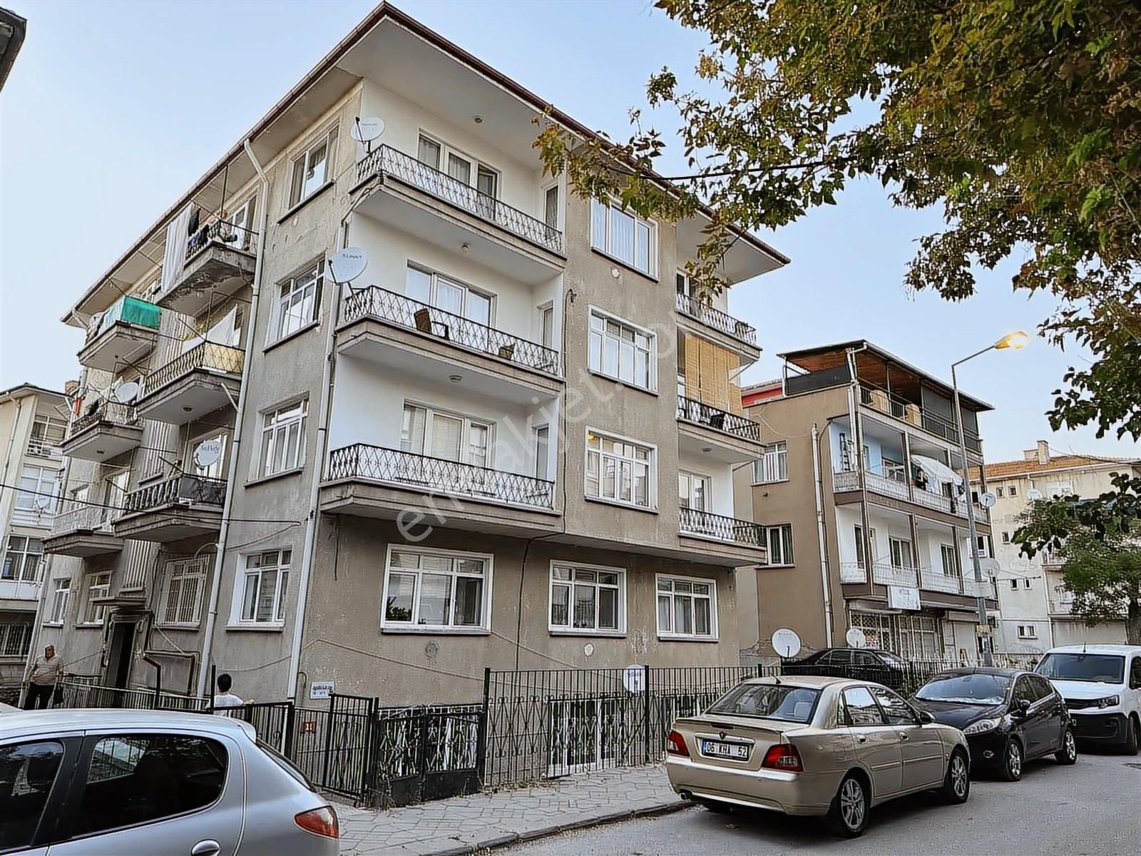 Aydınlıkevler Çaba Sokakta Yapılı Masrafsız Satılık 3+1 Daire - Görsel 11