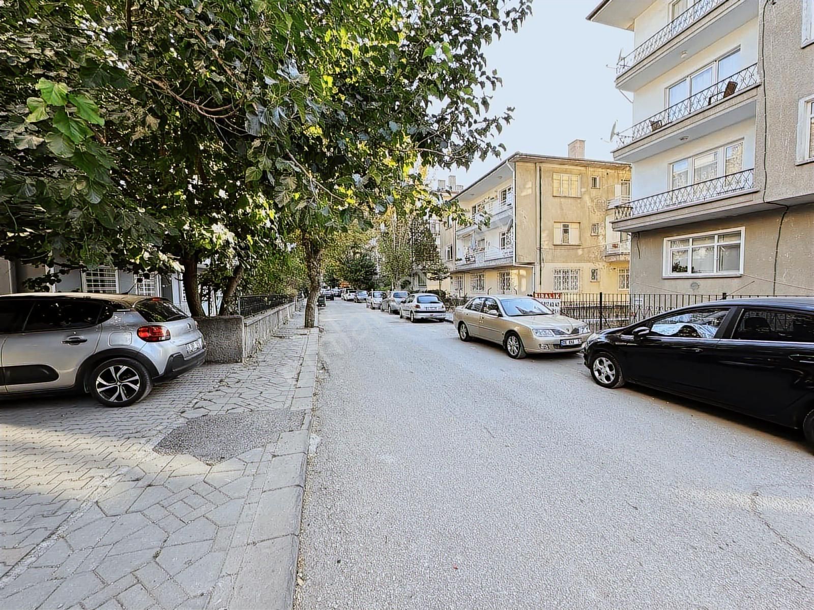 Aydınlıkevler Çaba Sokakta Yapılı Masrafsız Satılık 3+1 Daire - Görsel 18