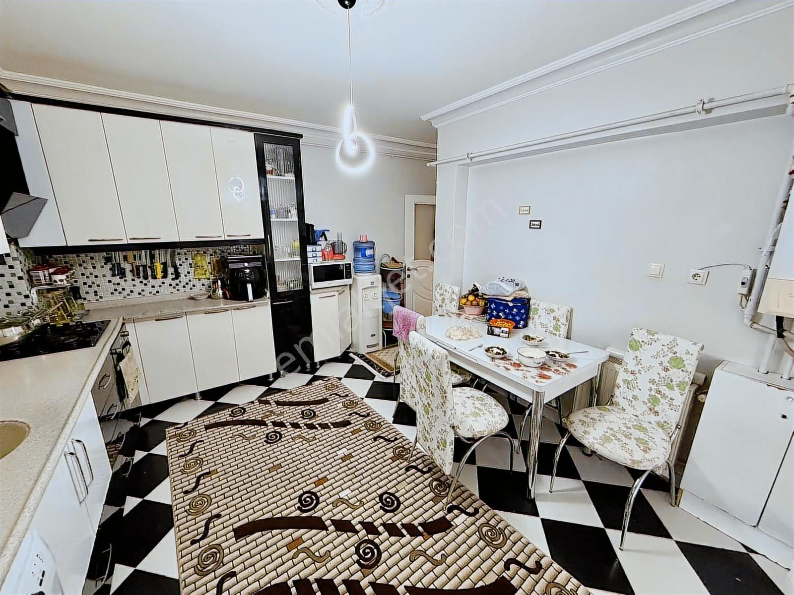 Pınarbaşı Mah. Satılık 6+1 Teraslı Dubleks Daire - Görsel 19