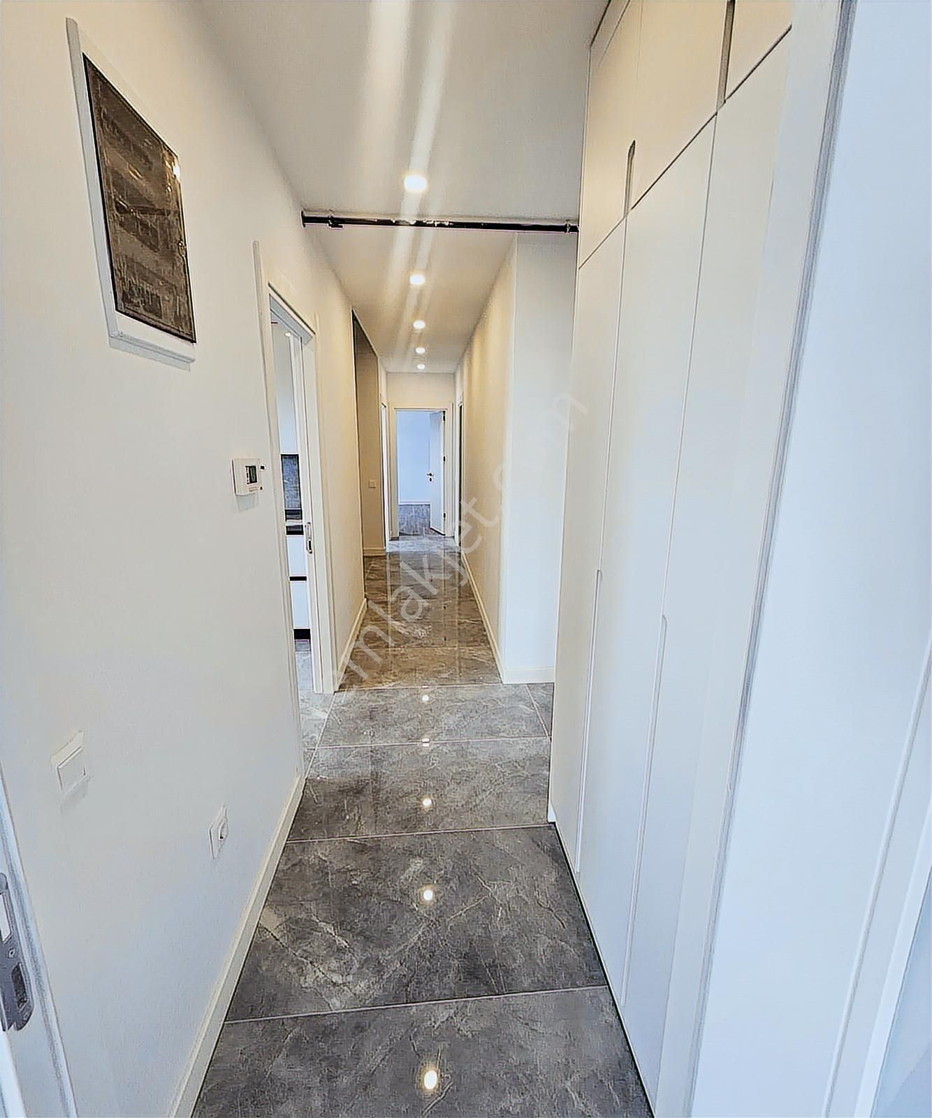 Kaptan Köşkü 4+2 195 M² Dubleks Kombili & Çift Girişli & Teraslı - Görsel 29