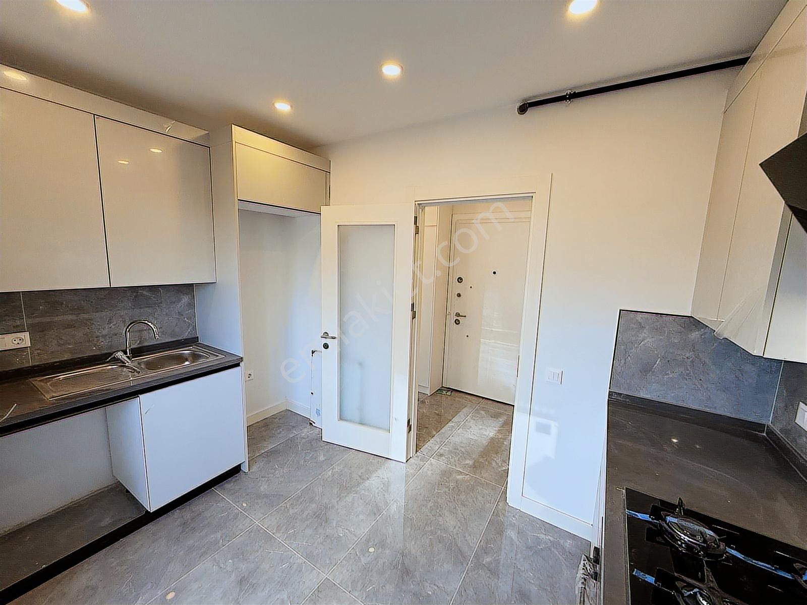 Kaptan Köşkü 4+2 195 M² Dubleks Kombili & Çift Girişli & Teraslı - Görsel 9