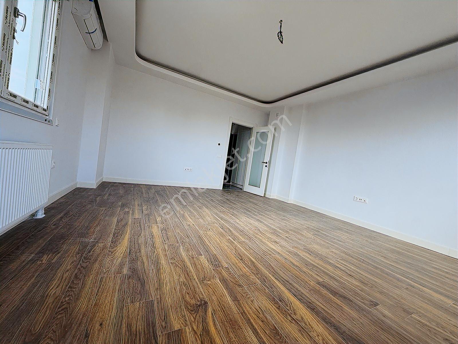 Kaptan Köşkü 4+2 195 M² Dubleks Kombili & Çift Girişli & Teraslı - Görsel 12