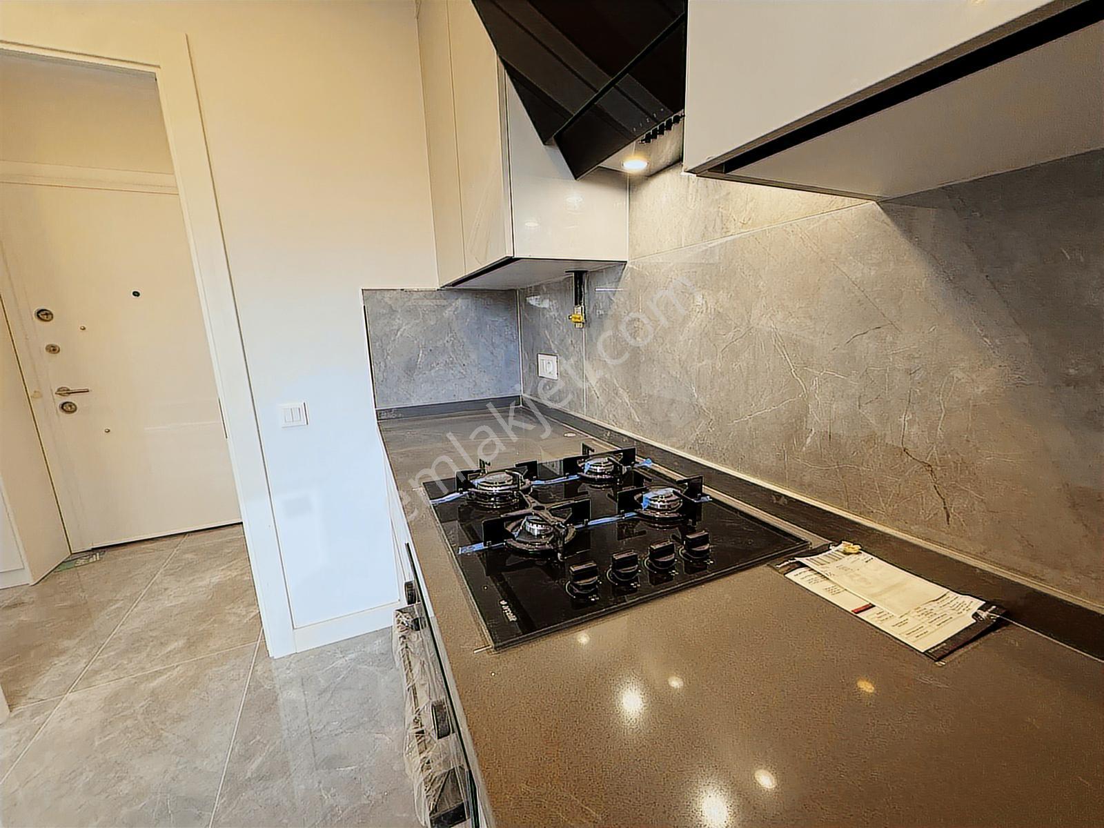 Kaptan Köşkü 4+2 195 M² Dubleks Kombili & Çift Girişli & Teraslı - Görsel 24