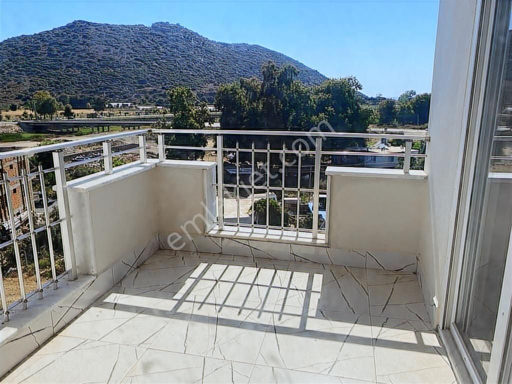 Denize Yakın, Kale Ve Deniz Manzaralı, Ayrı Mutfaklı 4+1 Dublex - Görsel 10