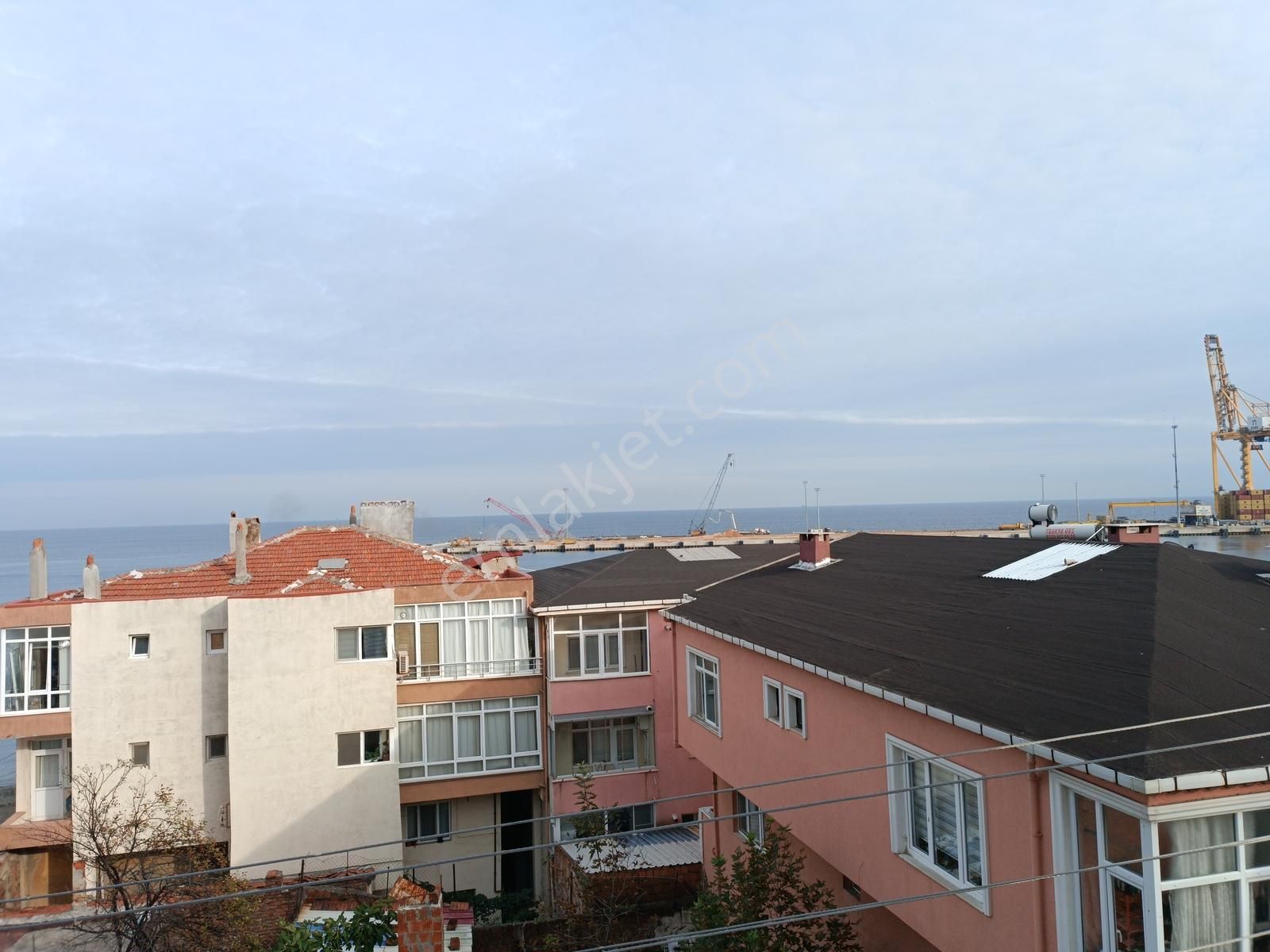 Barbaros Mah. Cadde Üzerinde Deniz Manzaralı Satılık Sıfır 2+1 - Görsel 6