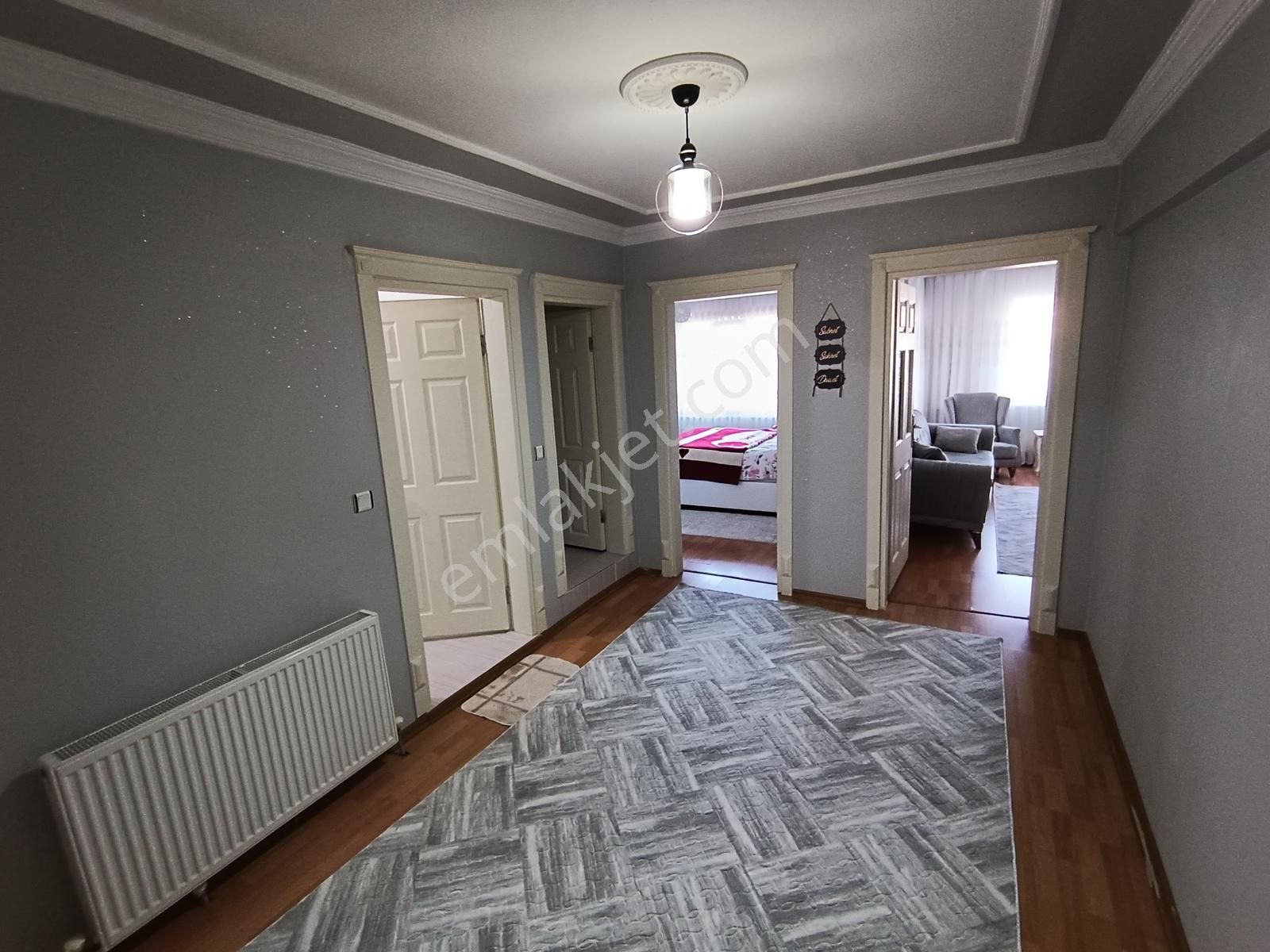 Acil Satılık Çınarlı Mah. 2 Katlı Müstakil Ev - Görsel 13