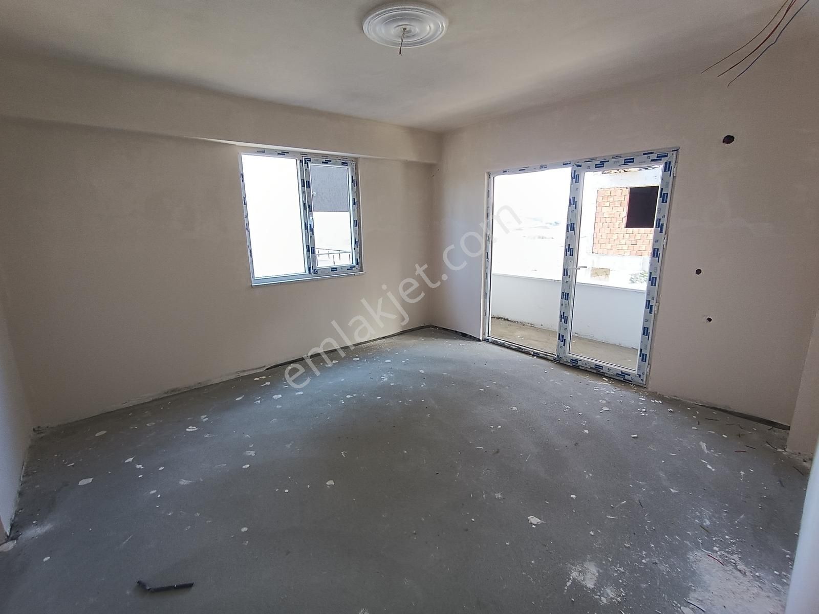 Zafer Mah. Yeni Yerleşim Bölgesinde Satılık Site İçerisinde 2+1