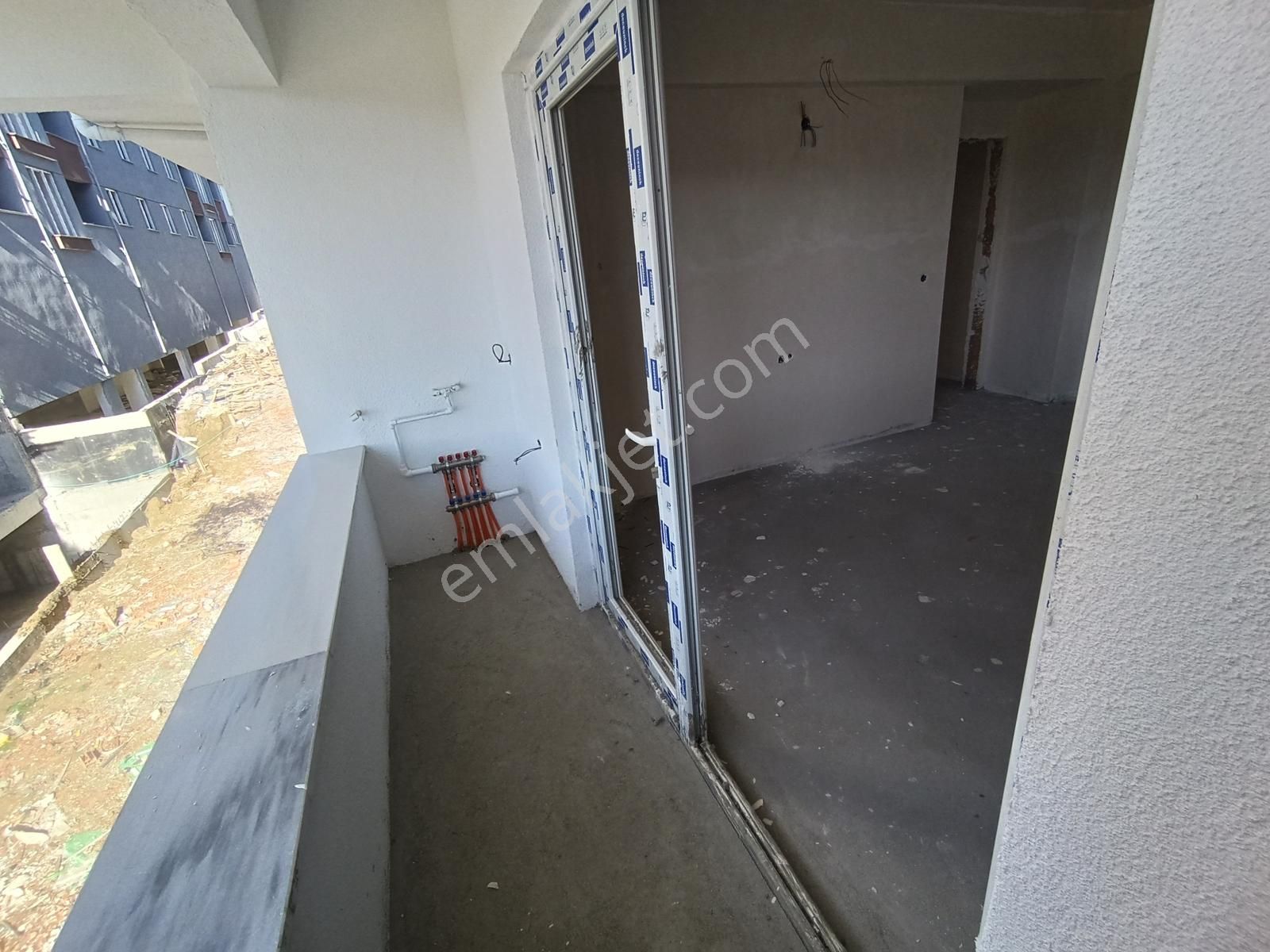 Zafer Mah. Yeni Yerleşim Bölgesinde Satılık Site İçerisinde 2+1 - Görsel 13