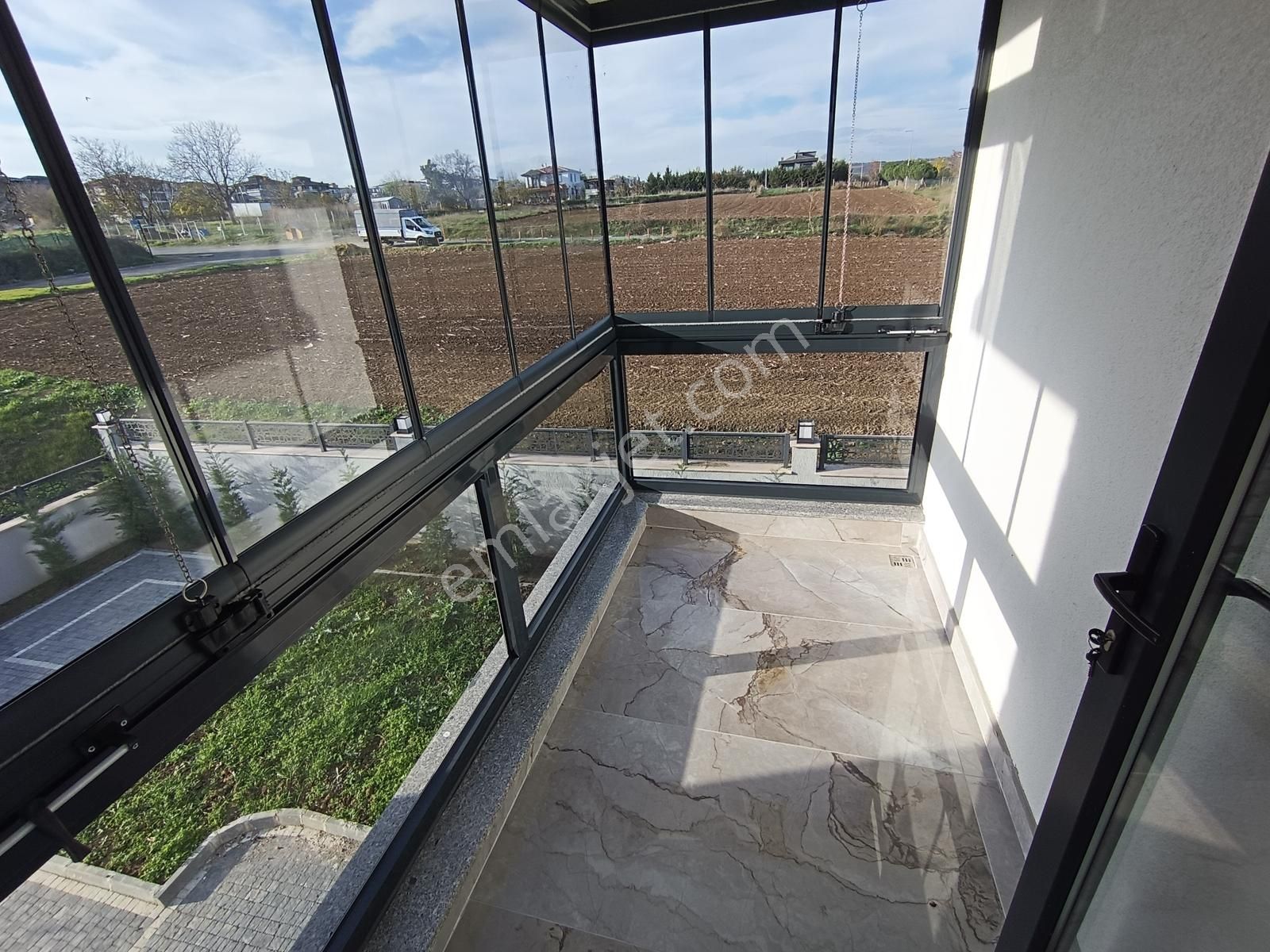 Atatürk Mah. Full Deniz Manzaralı Satılık Sıfır 250 M2 Lüx Villa - Görsel 2