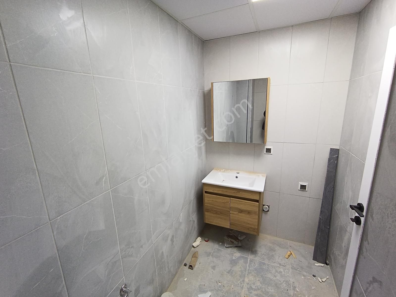 Atatürk Mahallesi Site İçerisinde Satılık Sıfır 1+1 - Görsel 4