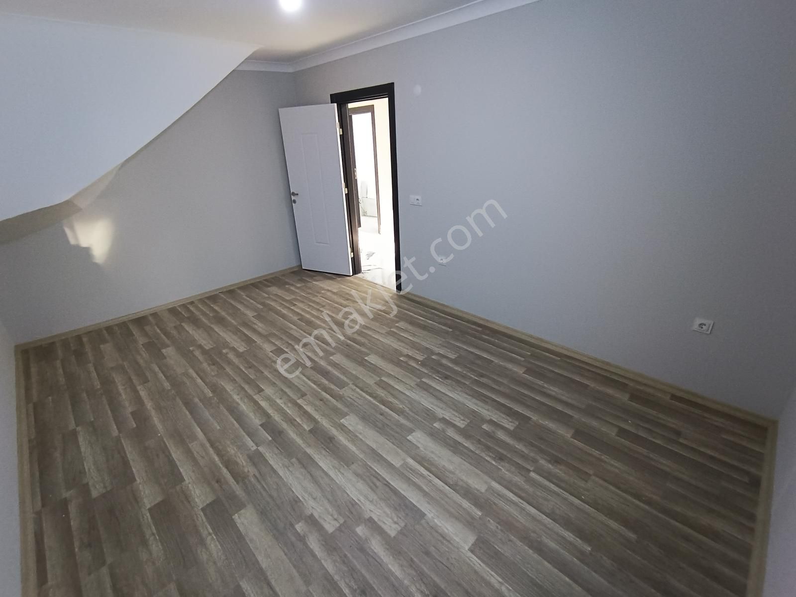 Çınarlı Mah Satılık İskanlı K. Otoparklı Sıfır 5+1 Dubleks Daire - Görsel 9