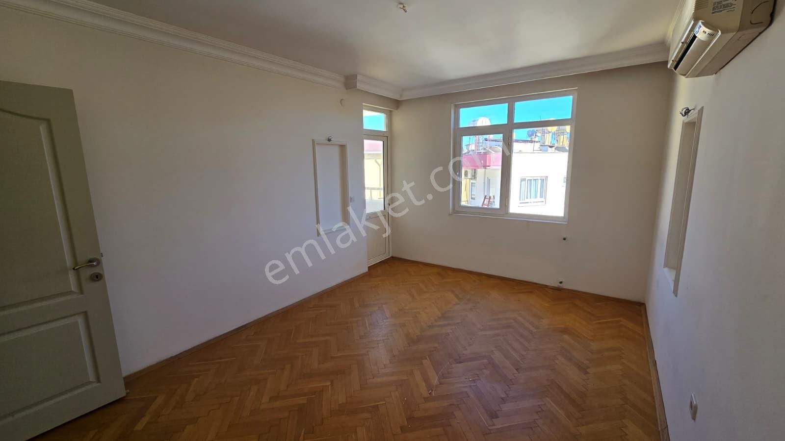 Alanya Merkezde Hacet Mahallesi Kiralık 3+1 Geniş Daire - Görsel 20