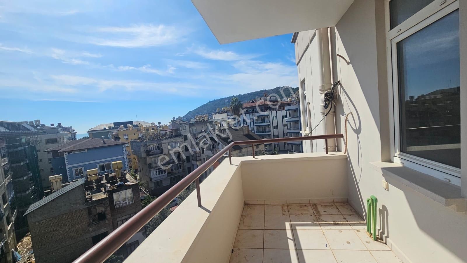 Alanya Merkezde Hacet Mahallesi Kiralık 3+1 Geniş Daire - Görsel 22