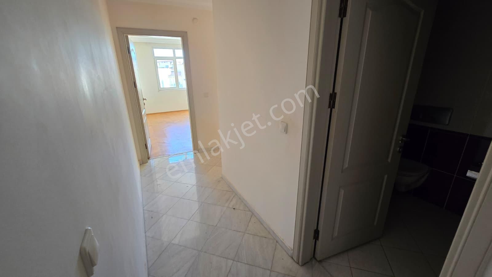 Alanya Merkezde Hacet Mahallesi Kiralık 3+1 Geniş Daire - Görsel 19