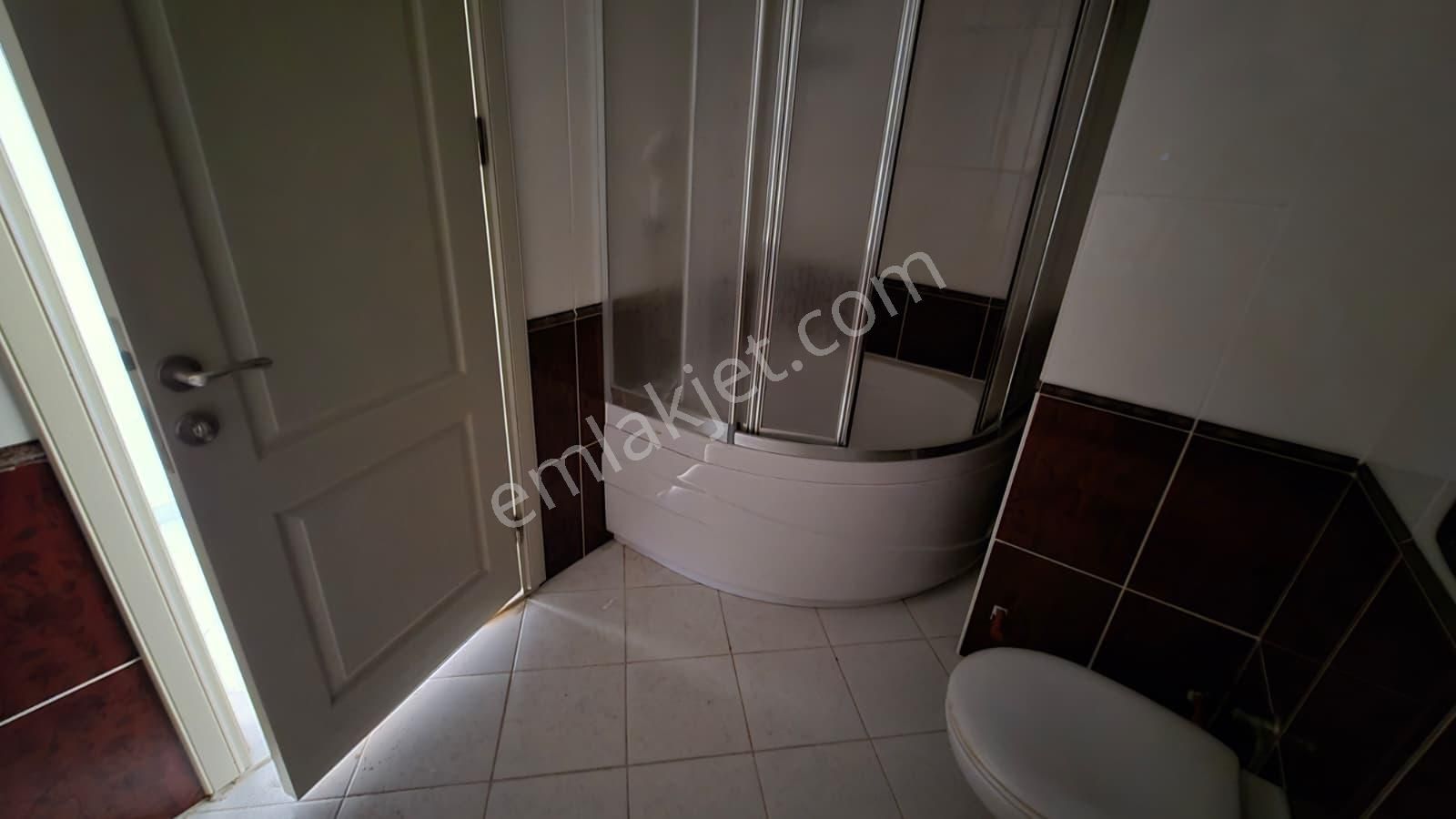 Alanya Merkezde Hacet Mahallesi Kiralık 3+1 Geniş Daire - Görsel 17