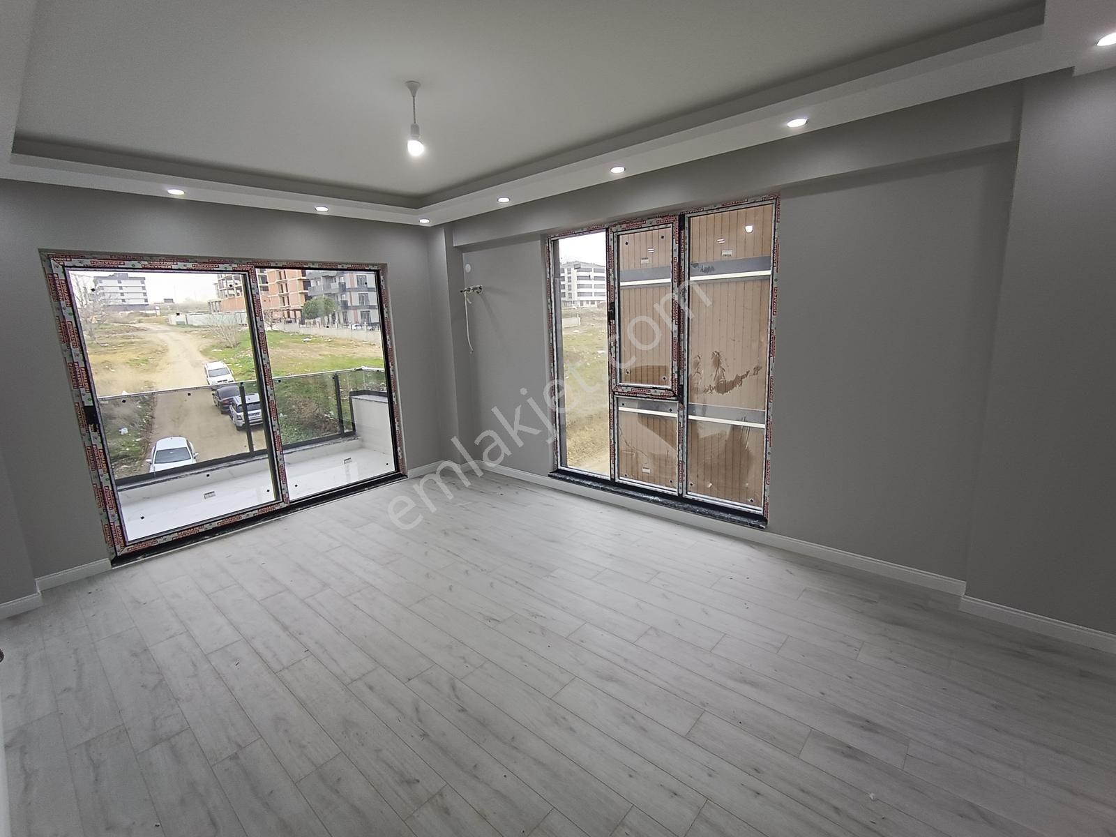 Atatürk Mahallesi Okullara Yakın Satılık Sıfır 2+1 - Görsel 6