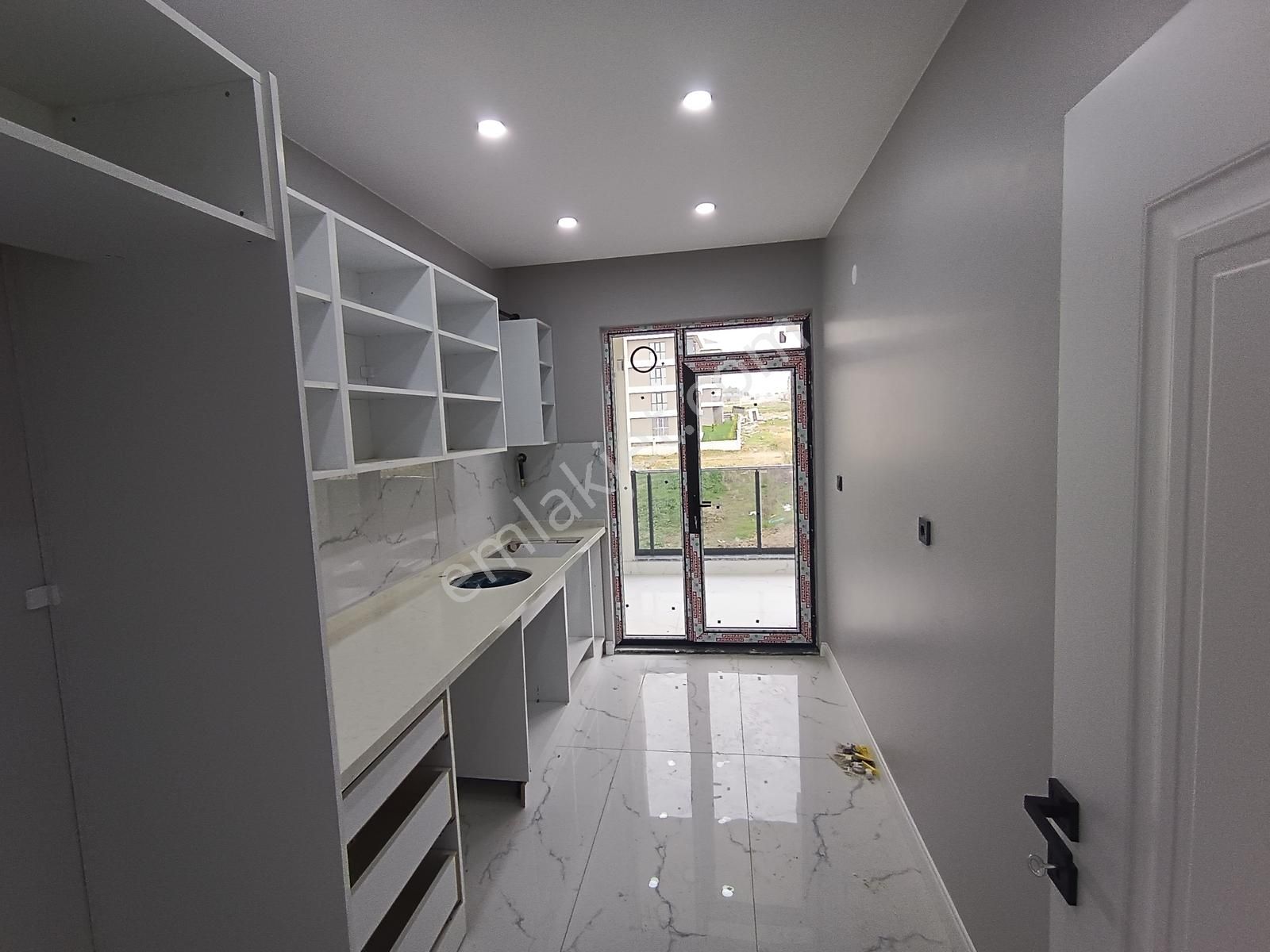 Atatürk Mahallesi Okullara Yakın Satılık Sıfır 2+1 - Görsel 10