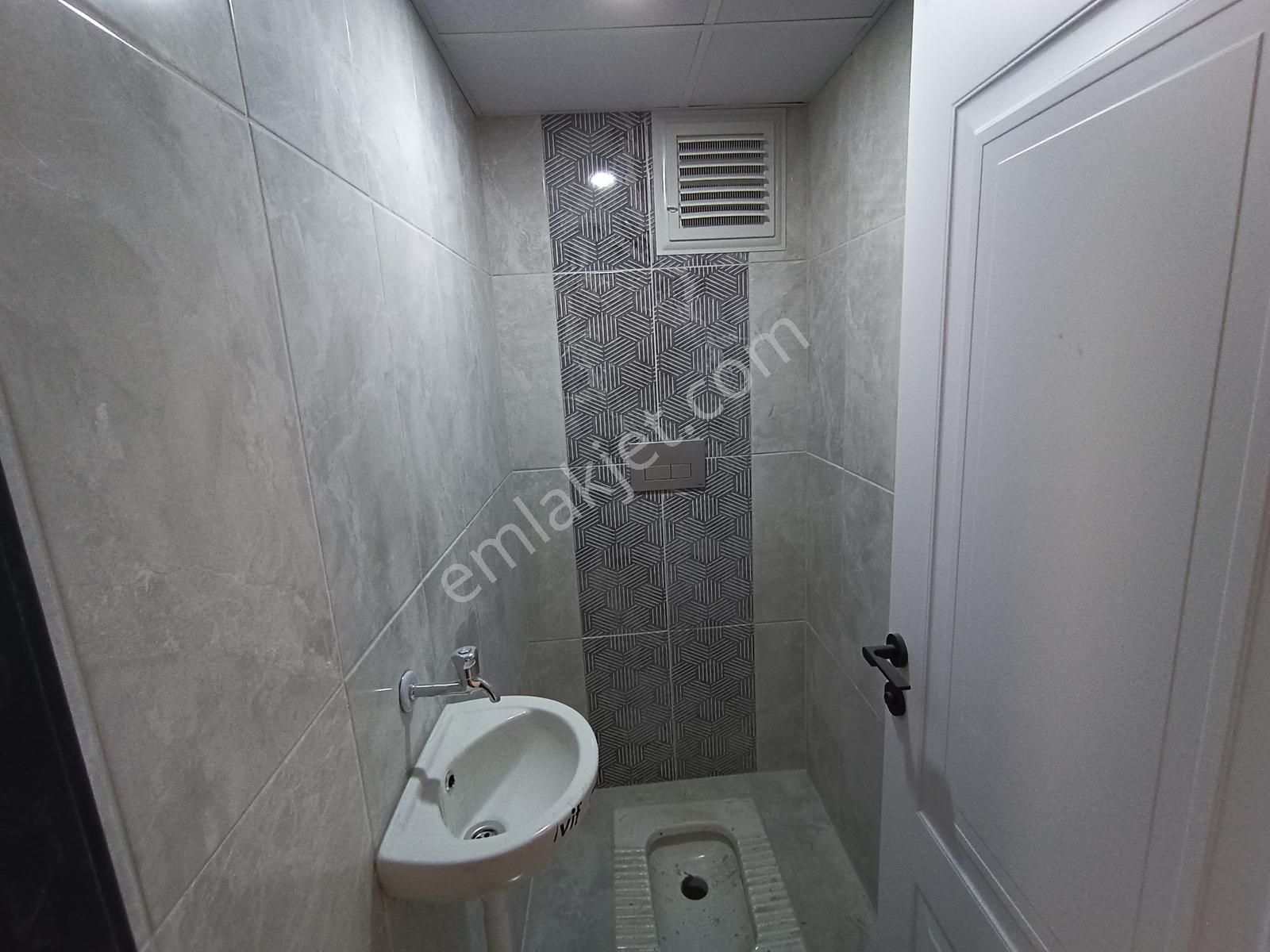 Acil Satılık Çınarlı Mah K Otoparklı Deniz Manzaralı Sıfır 2+1 - Görsel 23