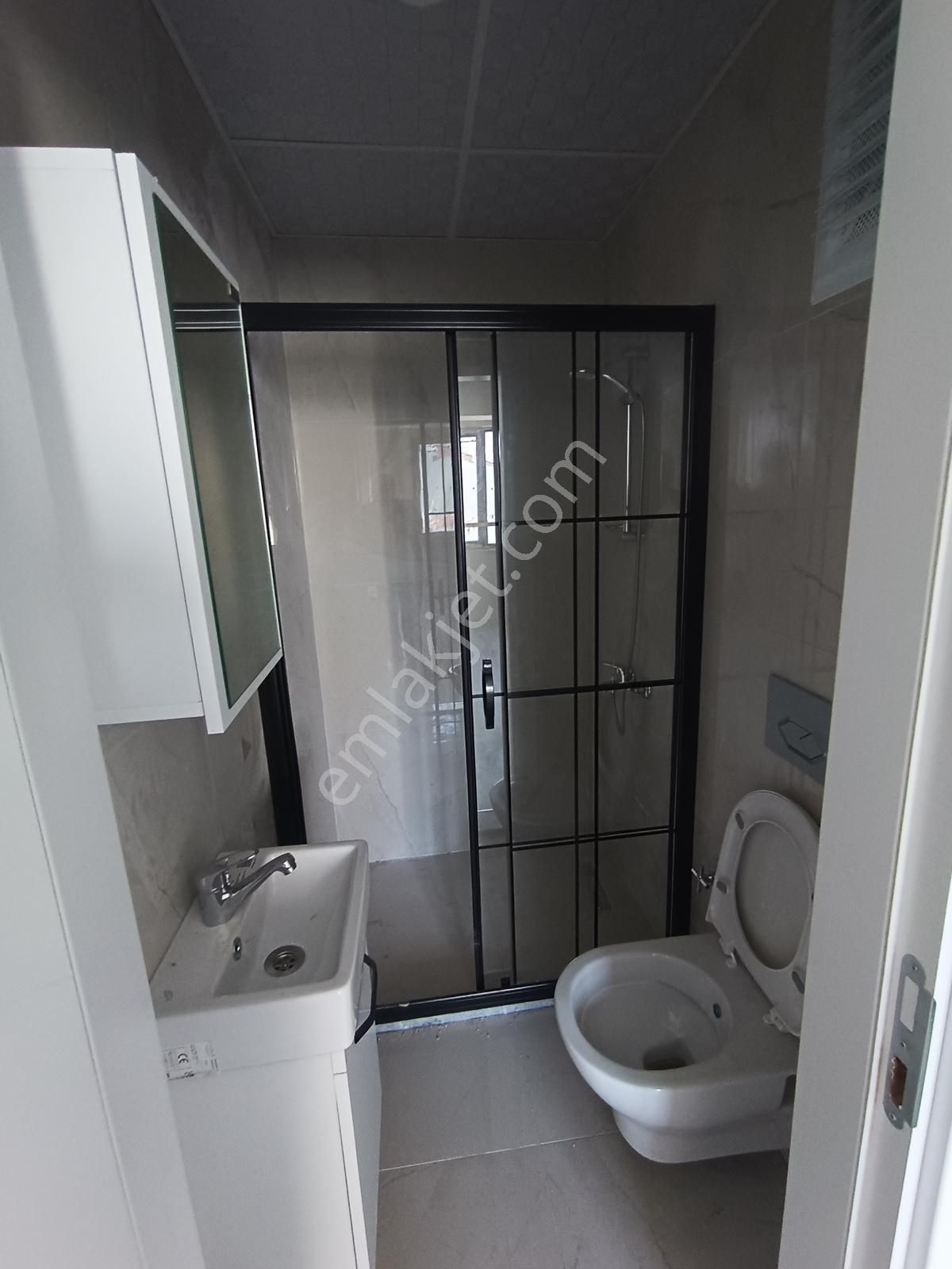 Çınarlı Mah. Cadde Üzerinde Satılık Sıfır 3+1 - Görsel 24