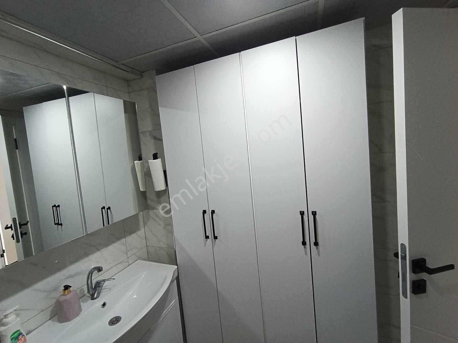 Çınarlı Mah Satılık İçi Özel Yapılı Ebeveyn Banyolu 2+1 - Görsel 16