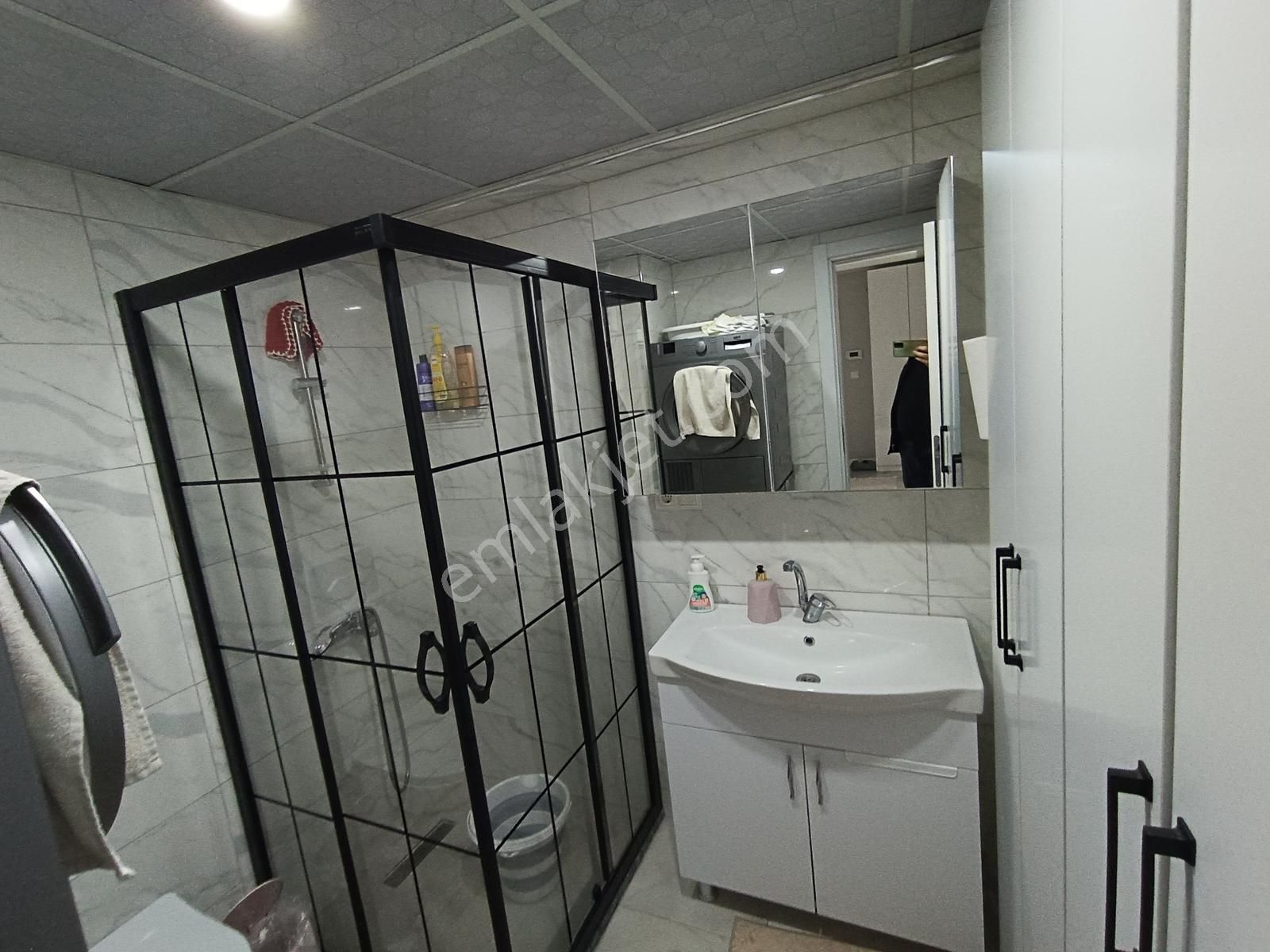 Çınarlı Mah Satılık İçi Özel Yapılı Ebeveyn Banyolu 2+1 - Görsel 26